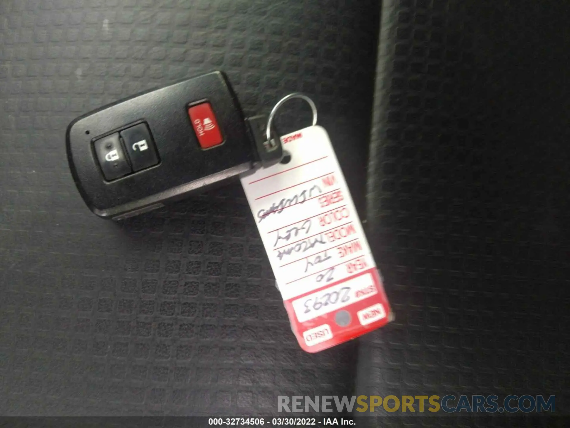 11 fotografías del automóvil dañado 3TMCZ5AN3LM330632 TOYOTA TACOMA 4WD 2020