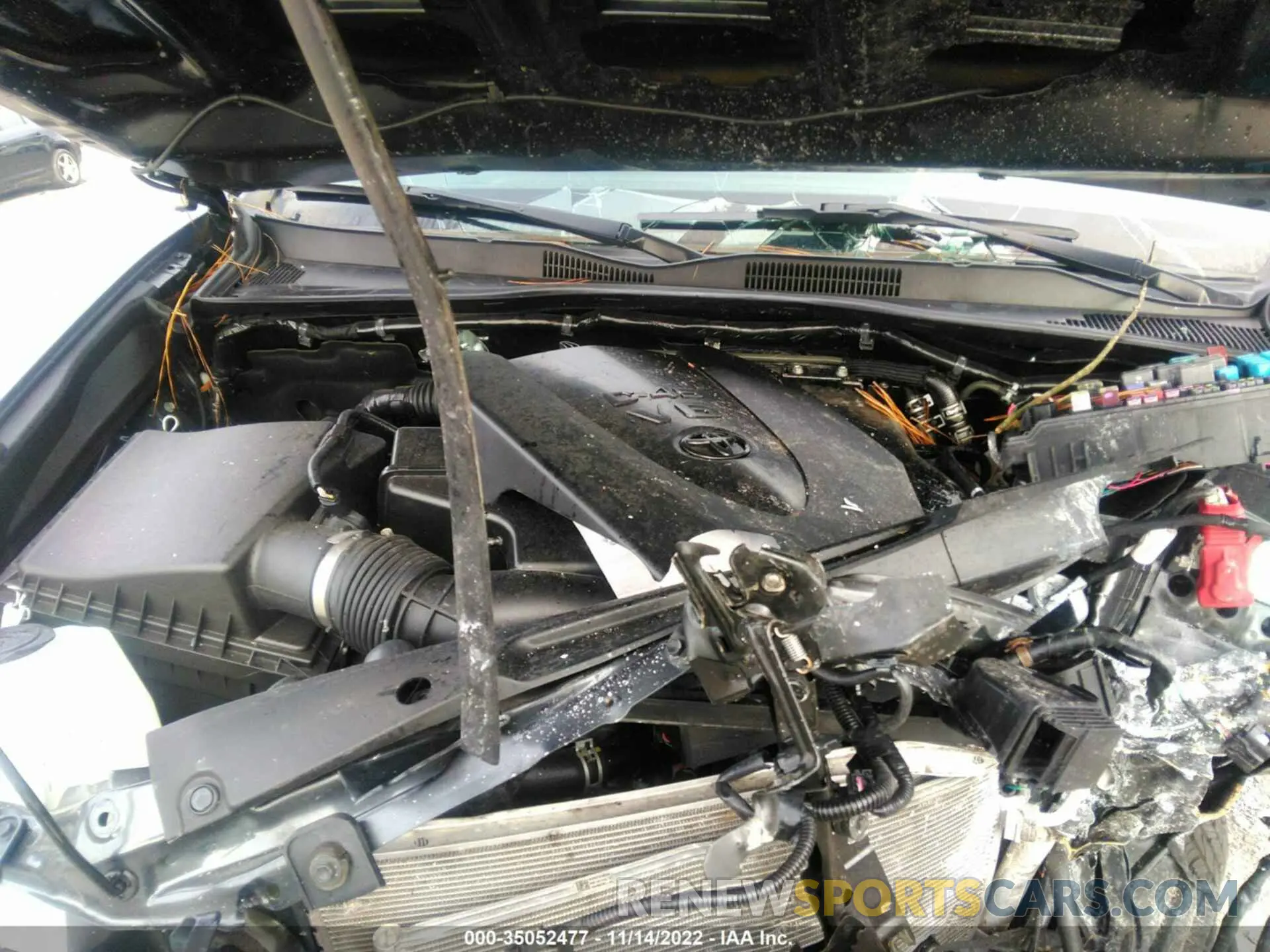 10 fotografías del automóvil dañado 3TMCZ5AN6LM299165 TOYOTA TACOMA 4WD 2020