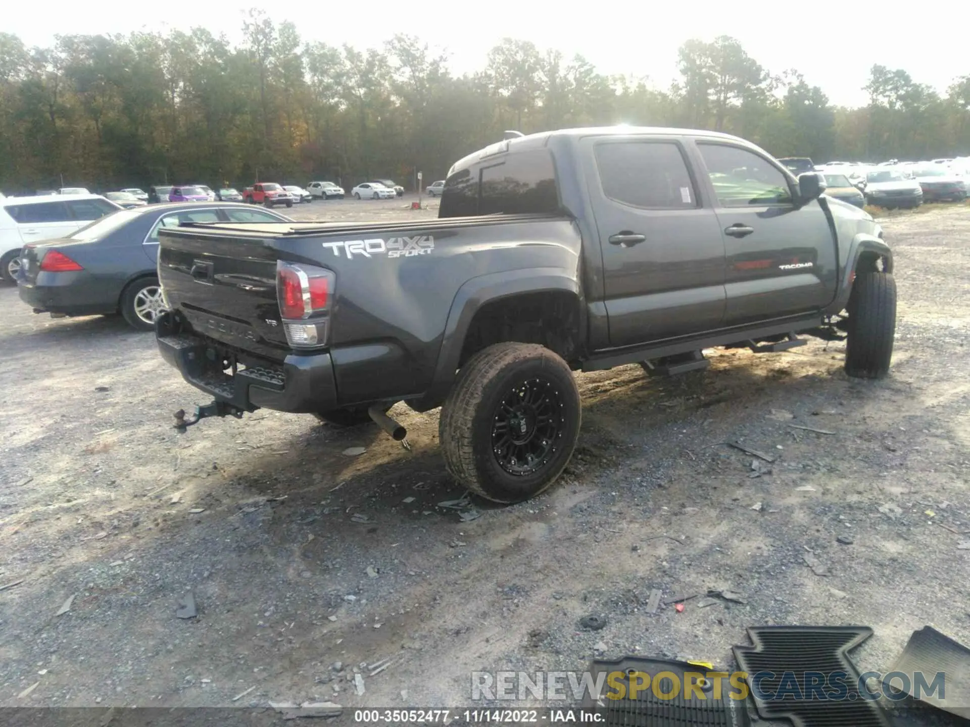 4 fotografías del automóvil dañado 3TMCZ5AN6LM299165 TOYOTA TACOMA 4WD 2020
