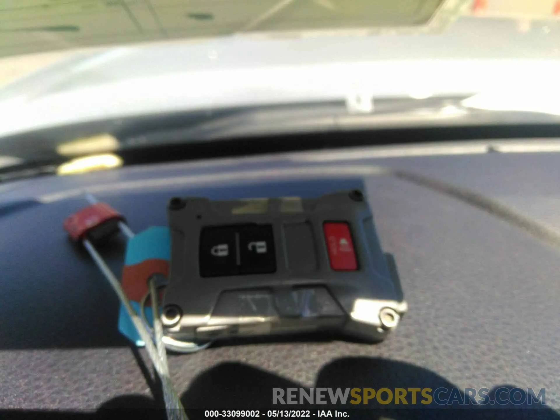 11 fotografías del automóvil dañado 3TMCZ5AN7LM353864 TOYOTA TACOMA 4WD 2020