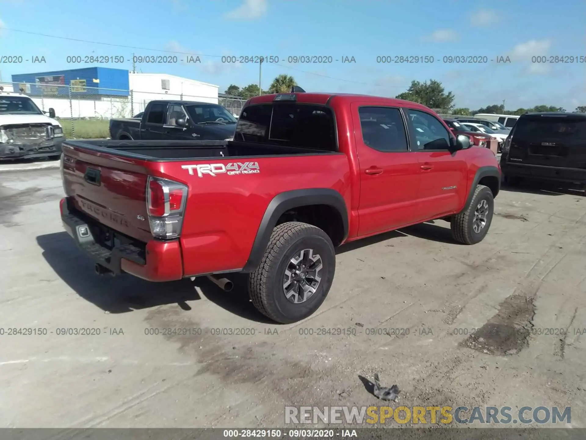 4 fotografías del automóvil dañado 3TMCZ5AN9LM310482 TOYOTA TACOMA 4WD 2020