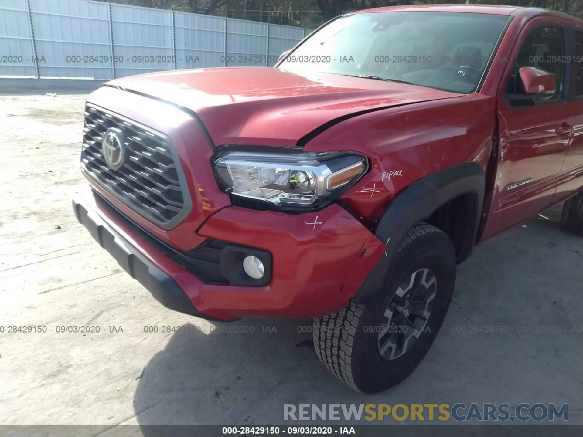 6 fotografías del automóvil dañado 3TMCZ5AN9LM310482 TOYOTA TACOMA 4WD 2020