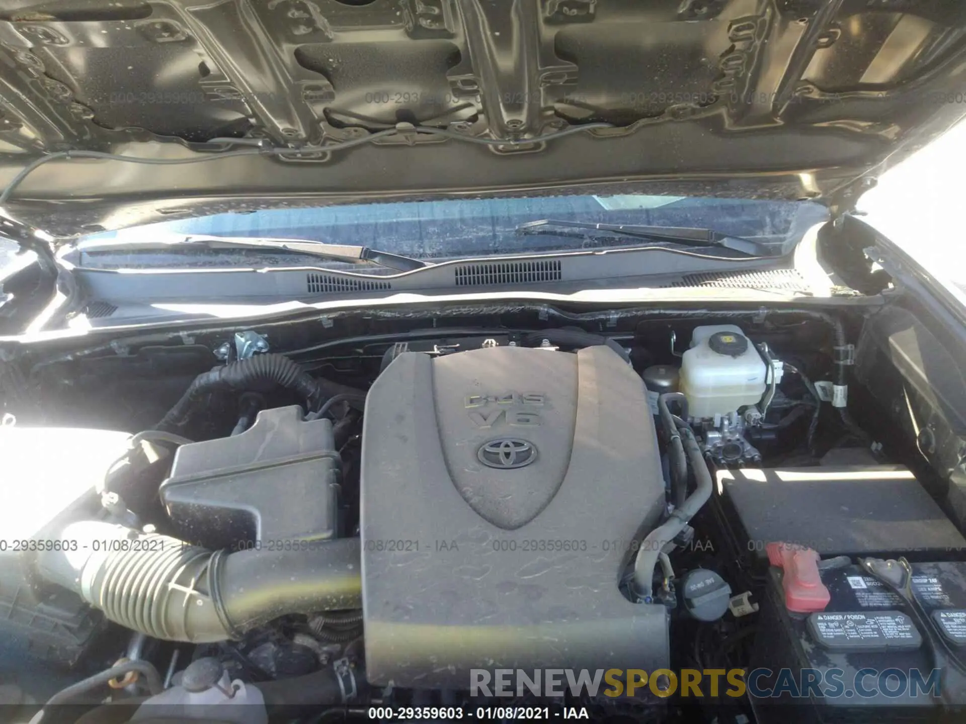 10 fotografías del automóvil dañado 3TMCZ5AN9LM321837 TOYOTA TACOMA 4WD 2020