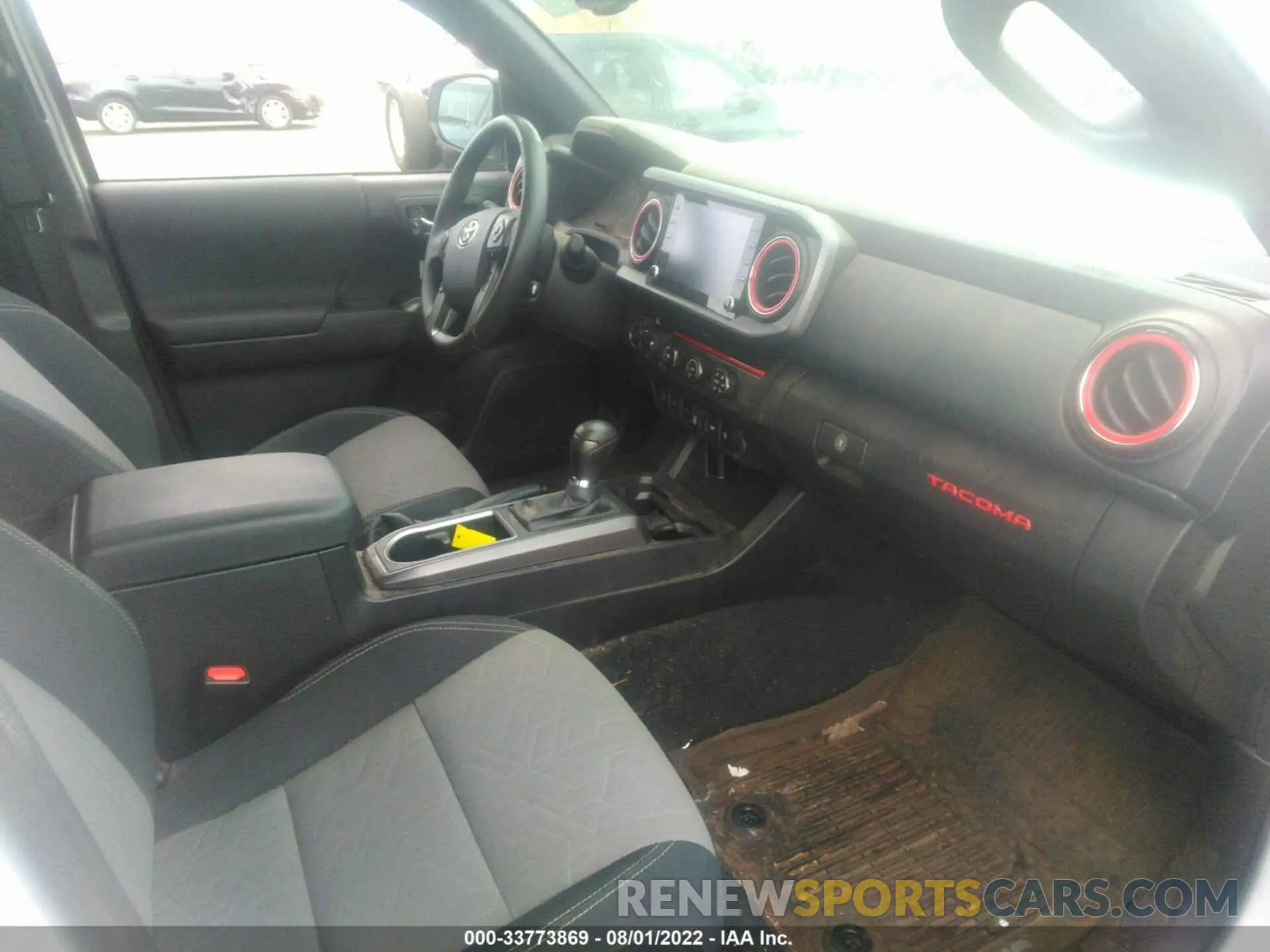 5 fotografías del automóvil dañado 3TMDZ5BN0LM091057 TOYOTA TACOMA 4WD 2020