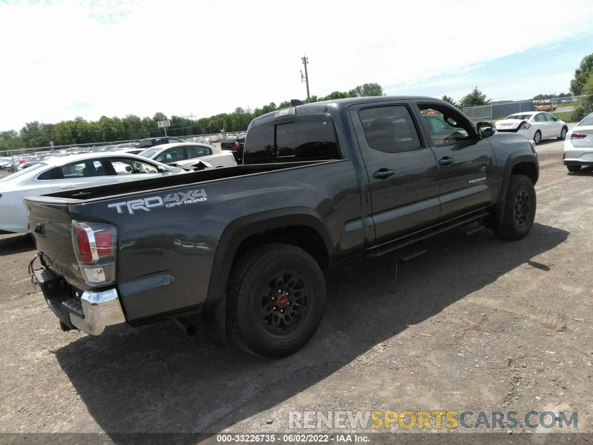 4 fotografías del automóvil dañado 3TMDZ5BN1LM088183 TOYOTA TACOMA 4WD 2020