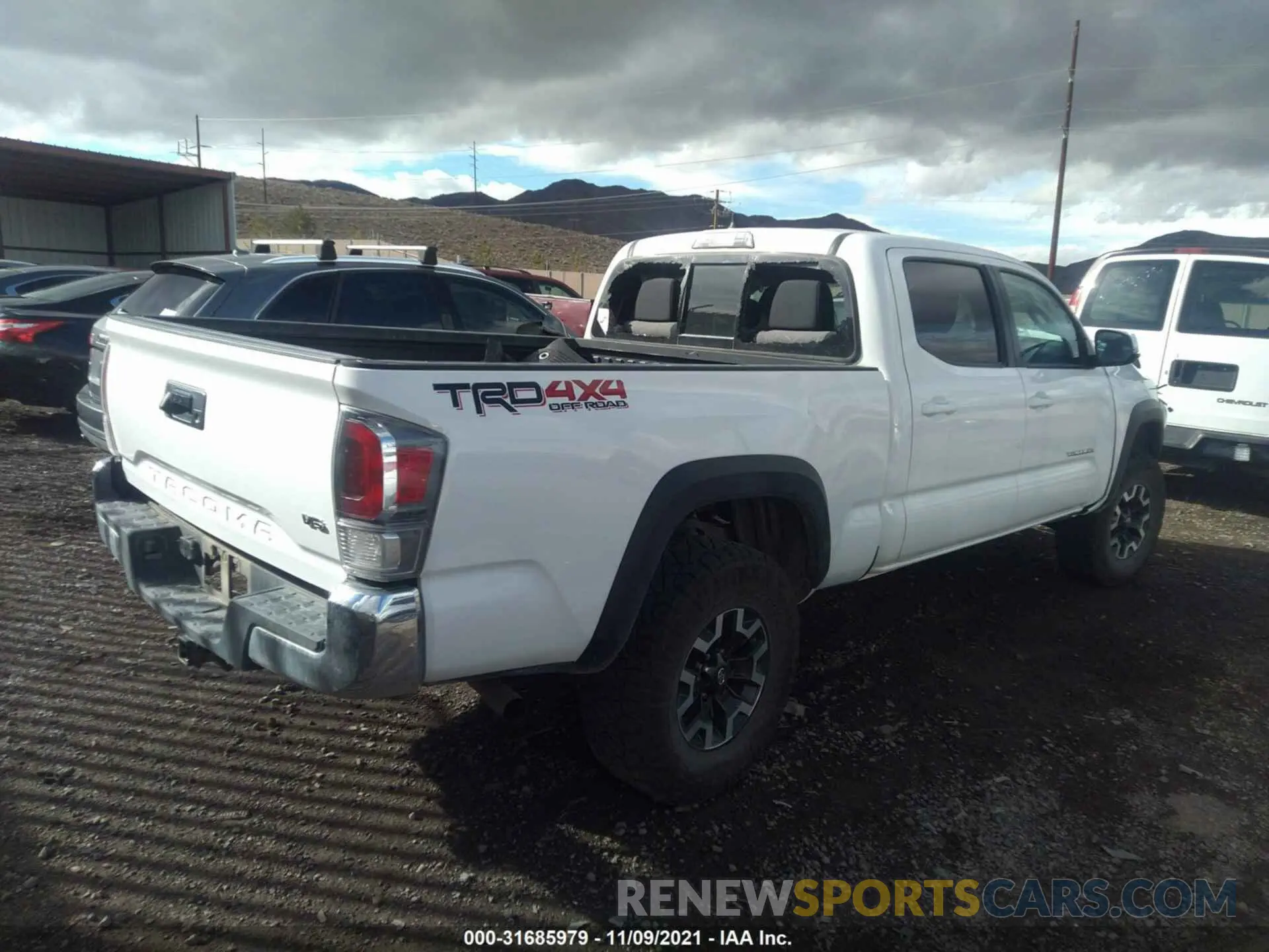 4 fotografías del automóvil dañado 3TMDZ5BN5LM092902 TOYOTA TACOMA 4WD 2020