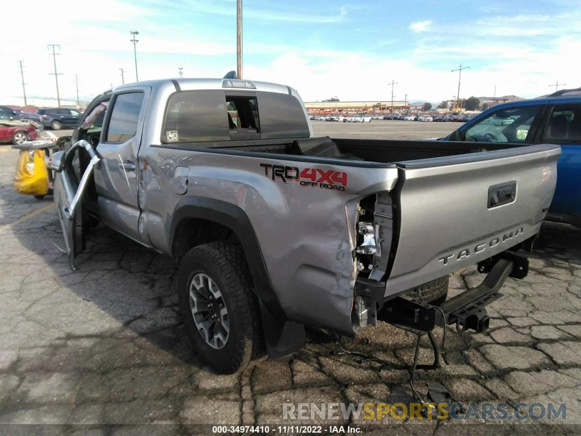 3 fotografías del automóvil dañado 3TMDZ5BN7LM092531 TOYOTA TACOMA 4WD 2020