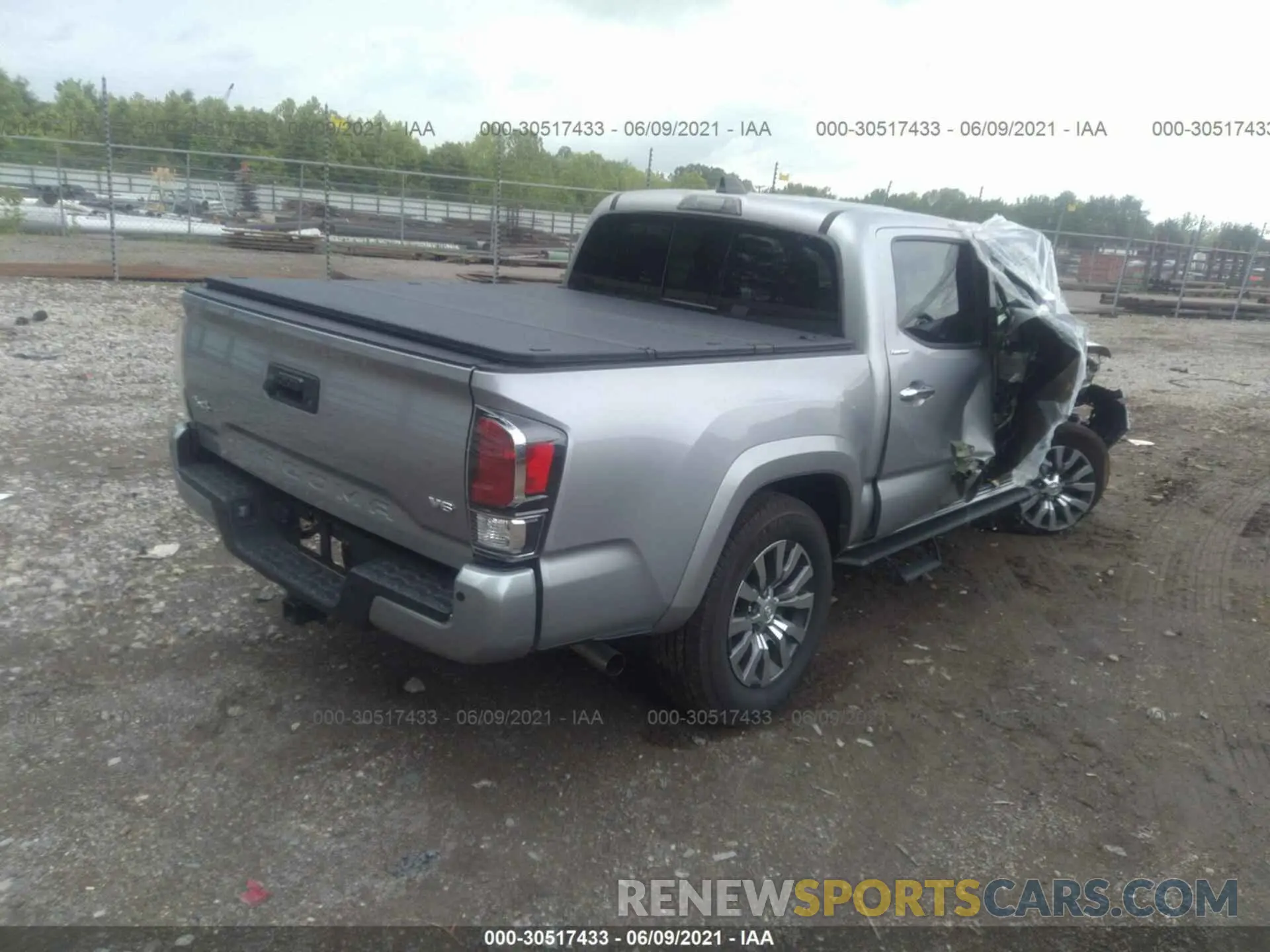 4 fotografías del automóvil dañado 3TMGZ5AN1LM340674 TOYOTA TACOMA 4WD 2020