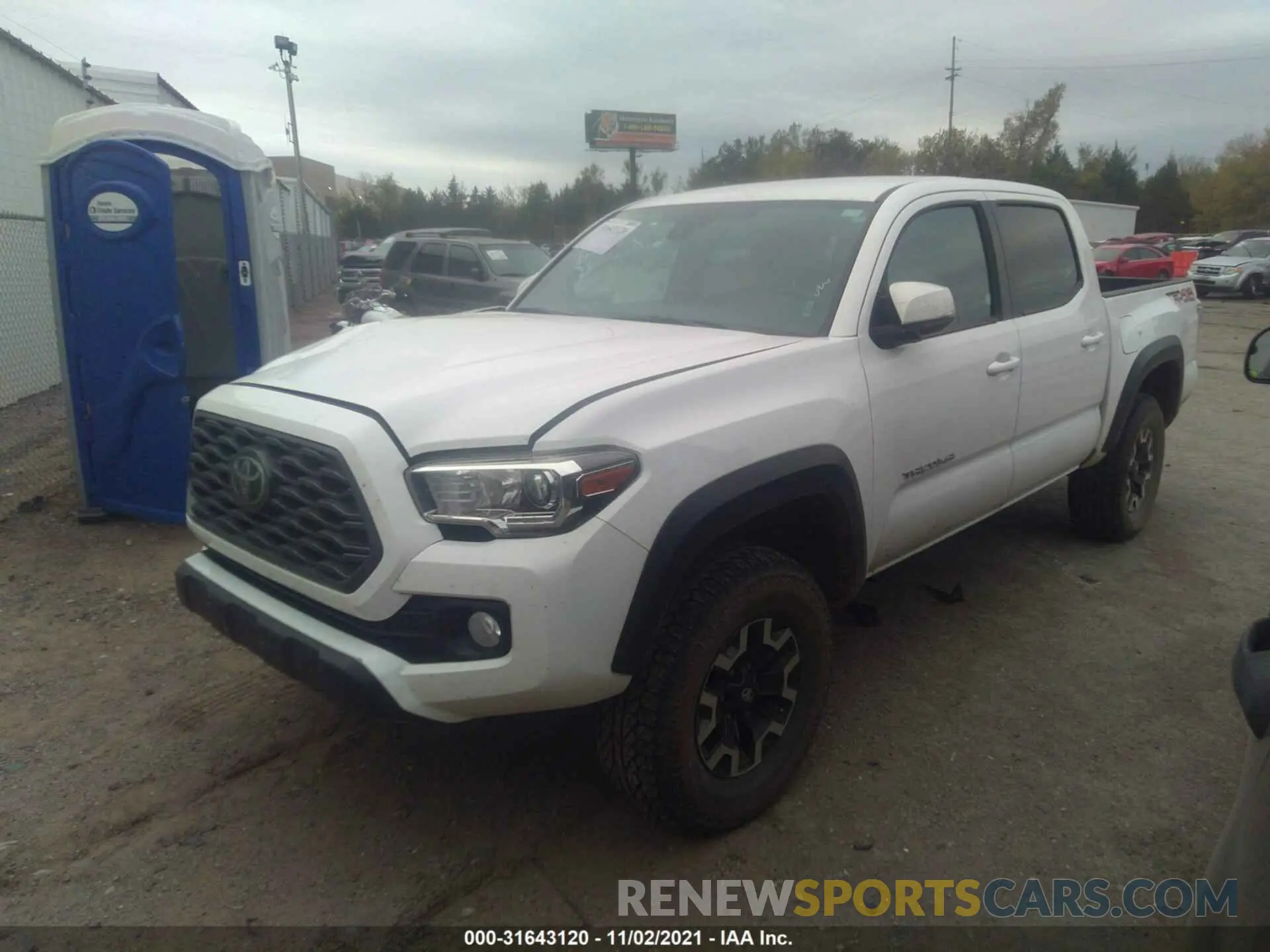 2 fotografías del automóvil dañado 5TFCZ5AN4LX230873 TOYOTA TACOMA 4WD 2020