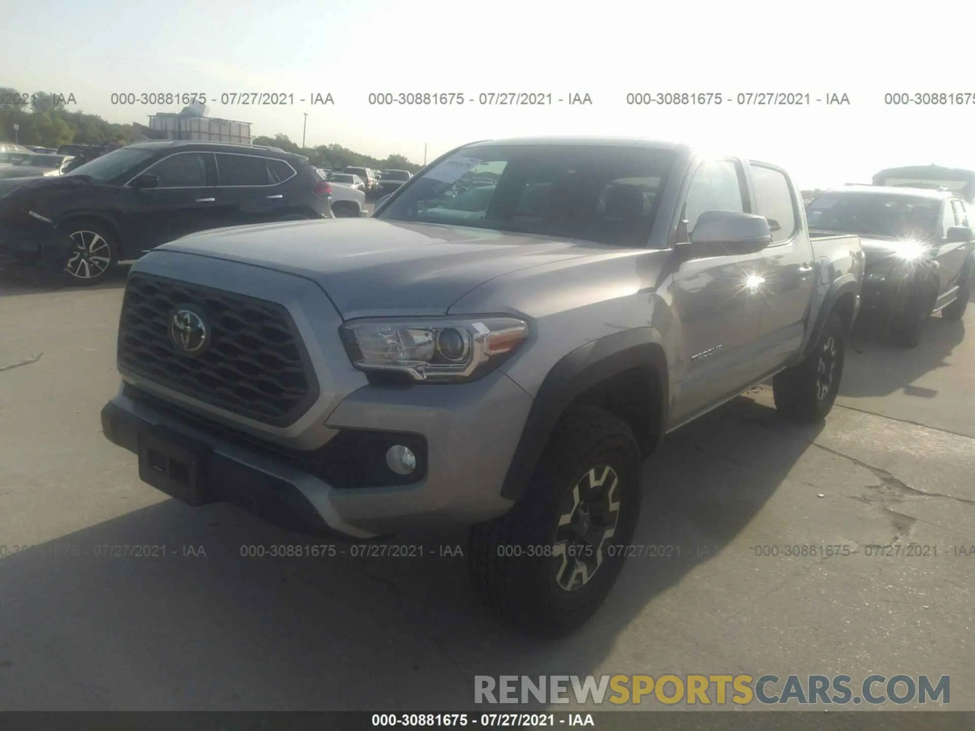 2 fotografías del automóvil dañado 5TFCZ5AN5LX231336 TOYOTA TACOMA 4WD 2020