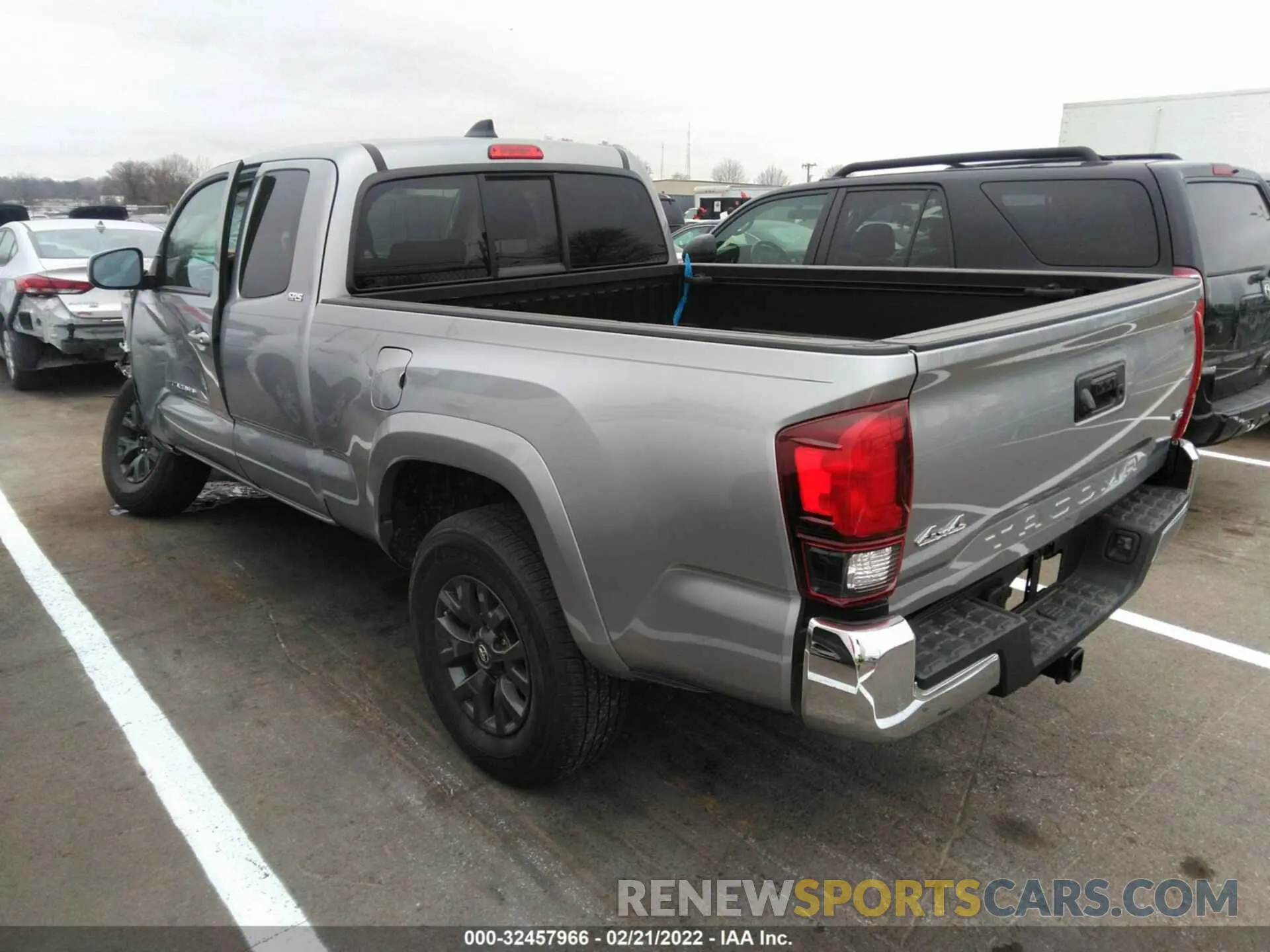 3 fotografías del automóvil dañado 5TFSZ5AN2LX225165 TOYOTA TACOMA 4WD 2020