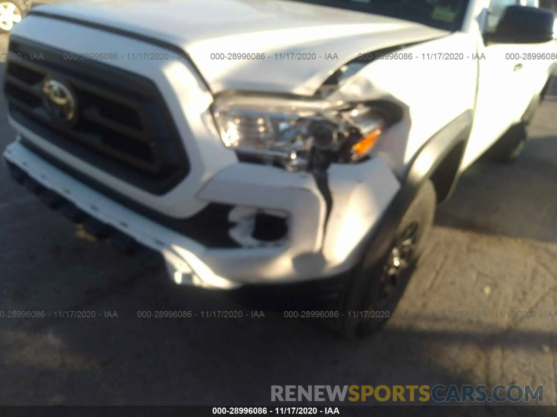 6 fotografías del automóvil dañado 5TFSZ5AN5LX212393 TOYOTA TACOMA 4WD 2020