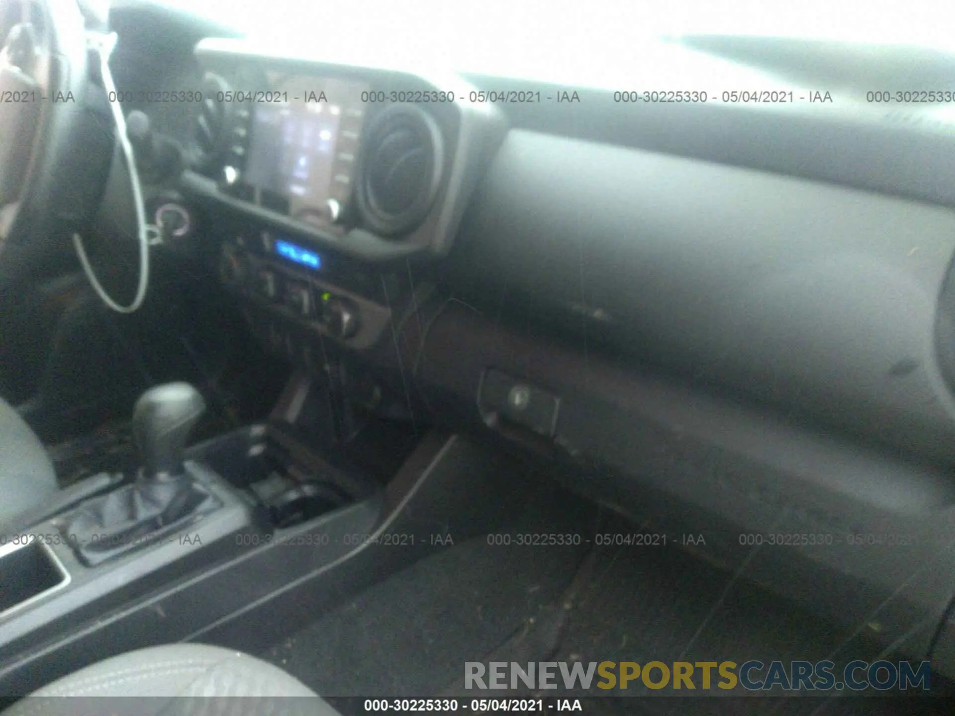 5 fotografías del automóvil dañado 3TMCZ5AN3MM396695 TOYOTA TACOMA 4WD 2021