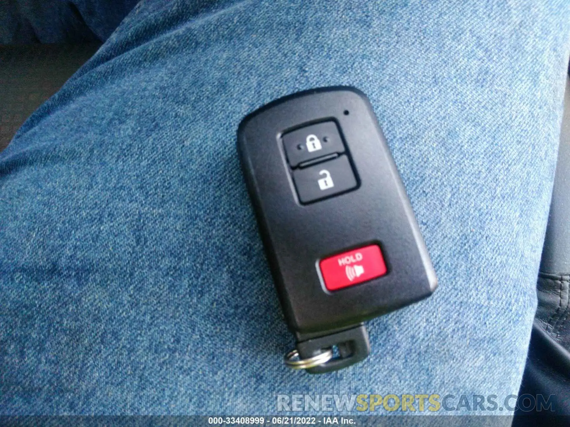 11 fotografías del automóvil dañado 3TMCZ5AN4MM371188 TOYOTA TACOMA 4WD 2021