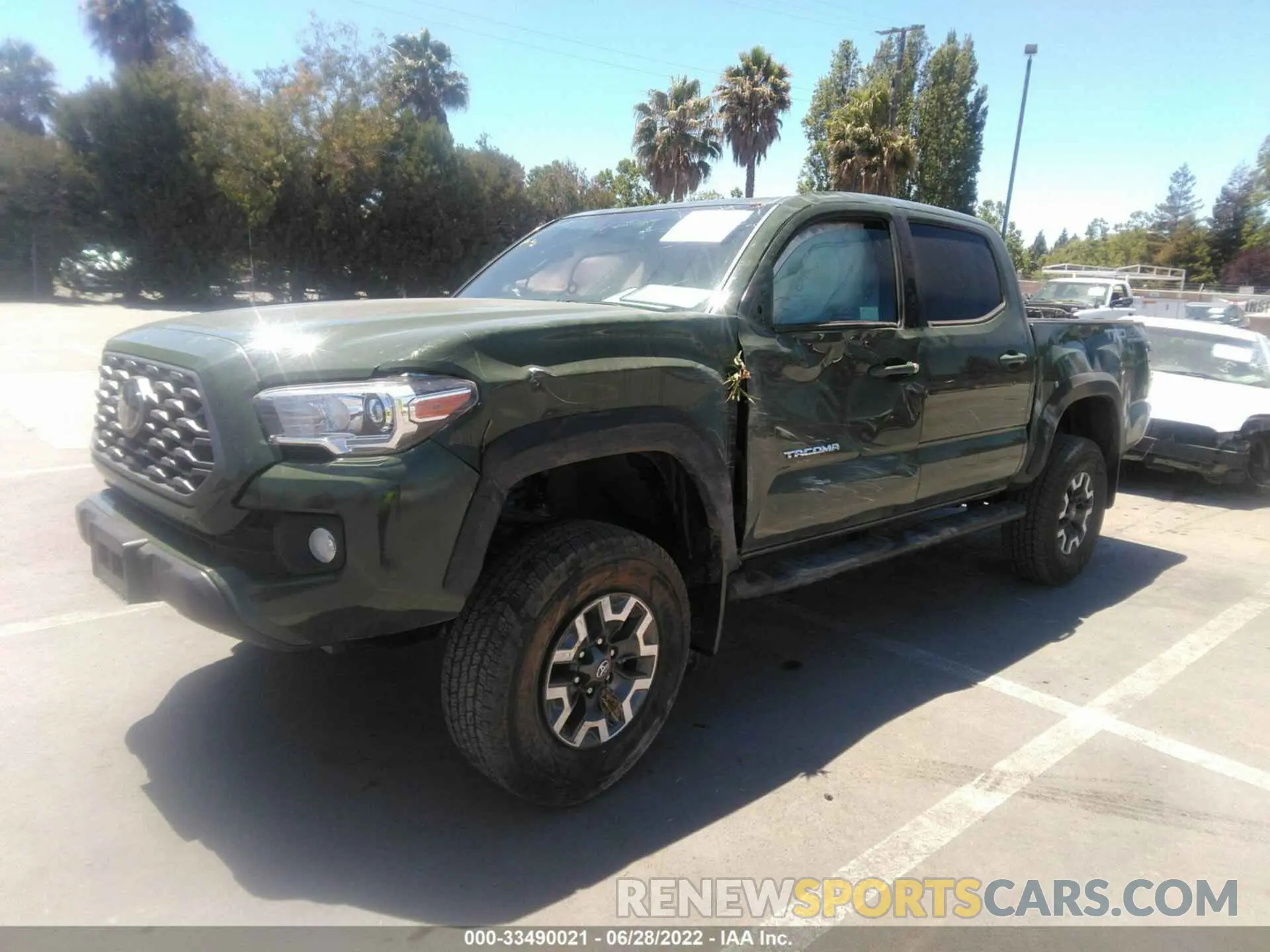 2 fotografías del automóvil dañado 3TMCZ5AN8MM423230 TOYOTA TACOMA 4WD 2021