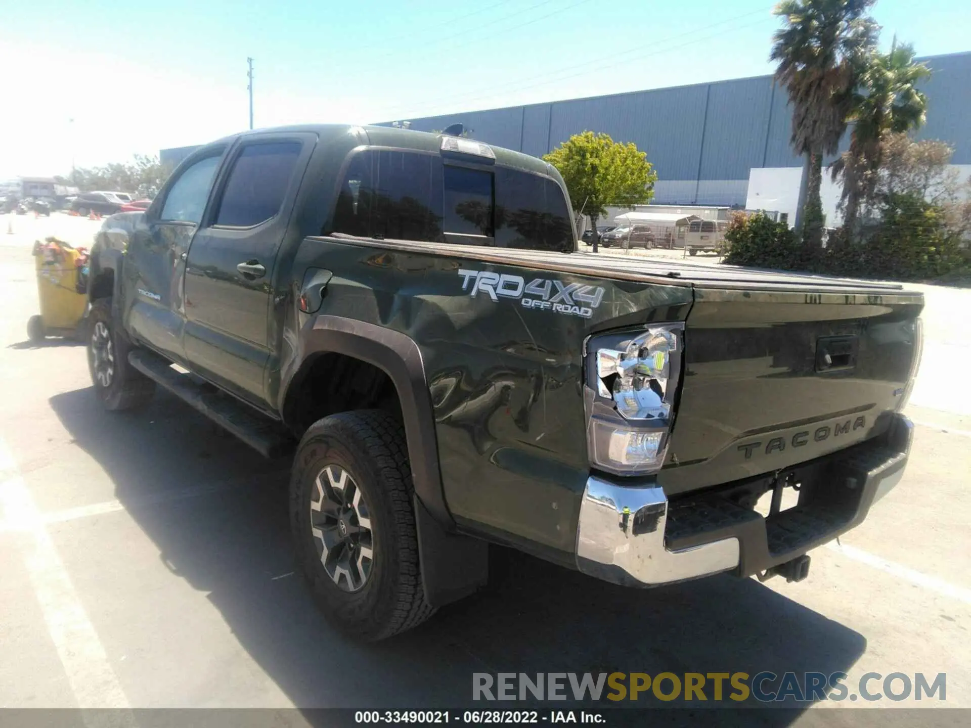 3 fotografías del automóvil dañado 3TMCZ5AN8MM423230 TOYOTA TACOMA 4WD 2021