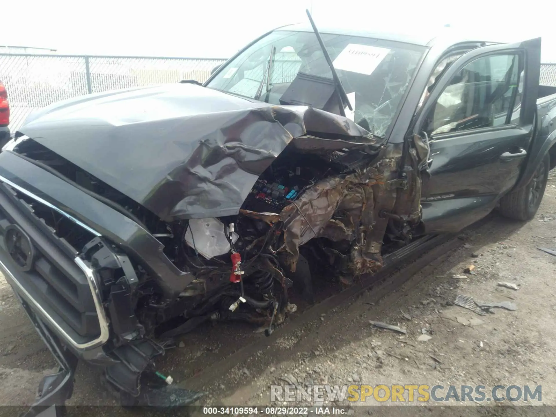 6 fotografías del automóvil dañado 3TMCZ5ANXMM431622 TOYOTA TACOMA 4WD 2021