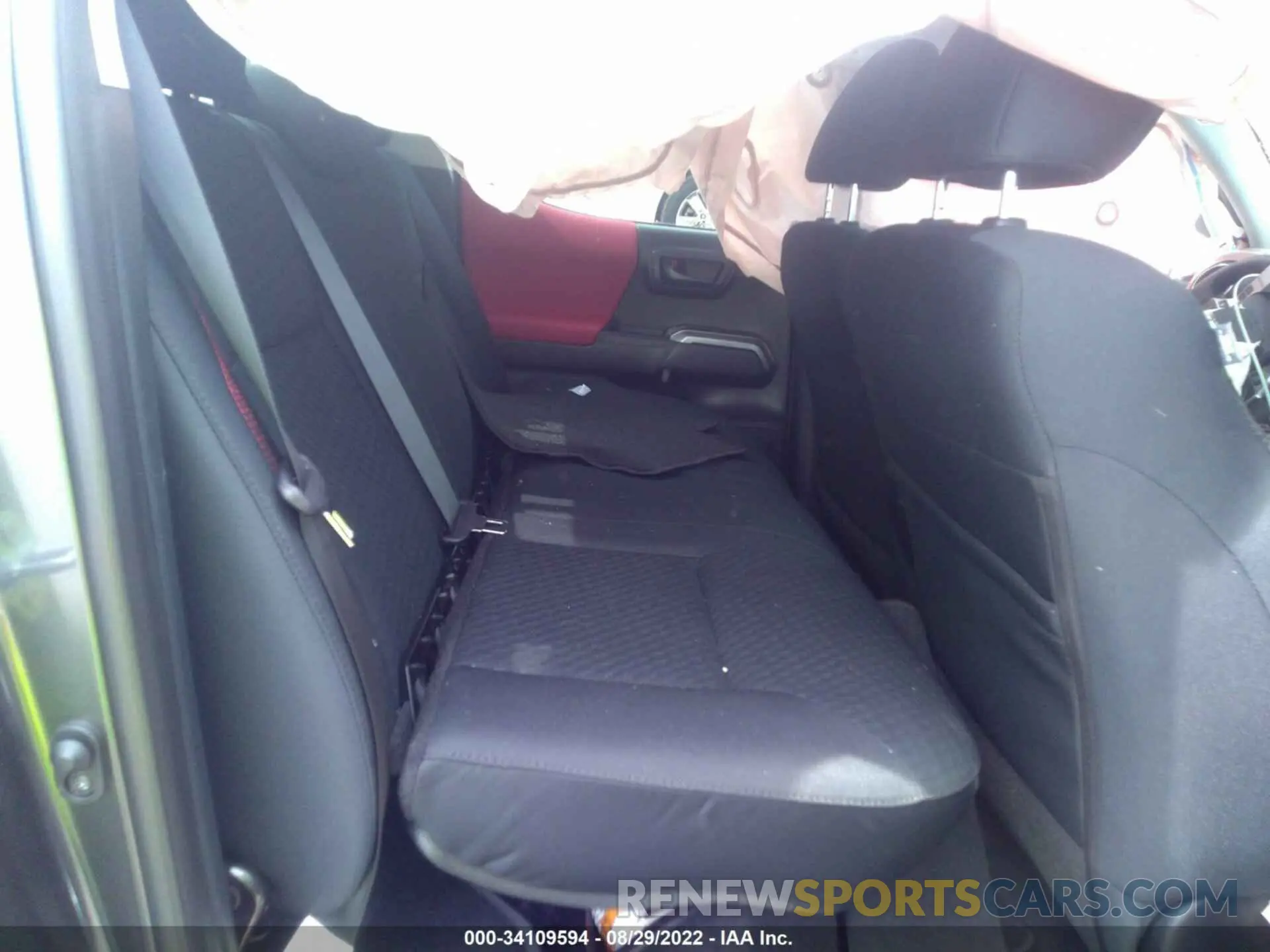 8 fotografías del automóvil dañado 3TMCZ5ANXMM431622 TOYOTA TACOMA 4WD 2021