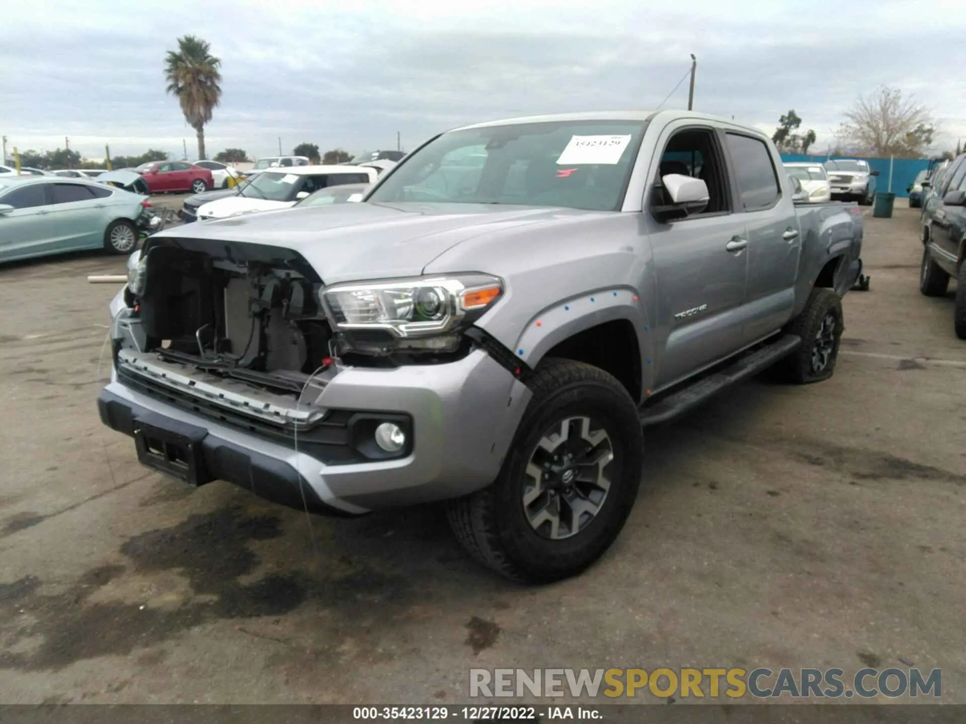 2 fotografías del automóvil dañado 3TMDZ5BN1MM105002 TOYOTA TACOMA 4WD 2021