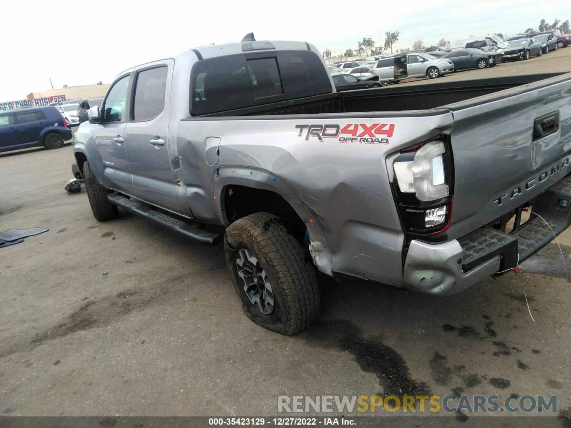 3 fotografías del automóvil dañado 3TMDZ5BN1MM105002 TOYOTA TACOMA 4WD 2021