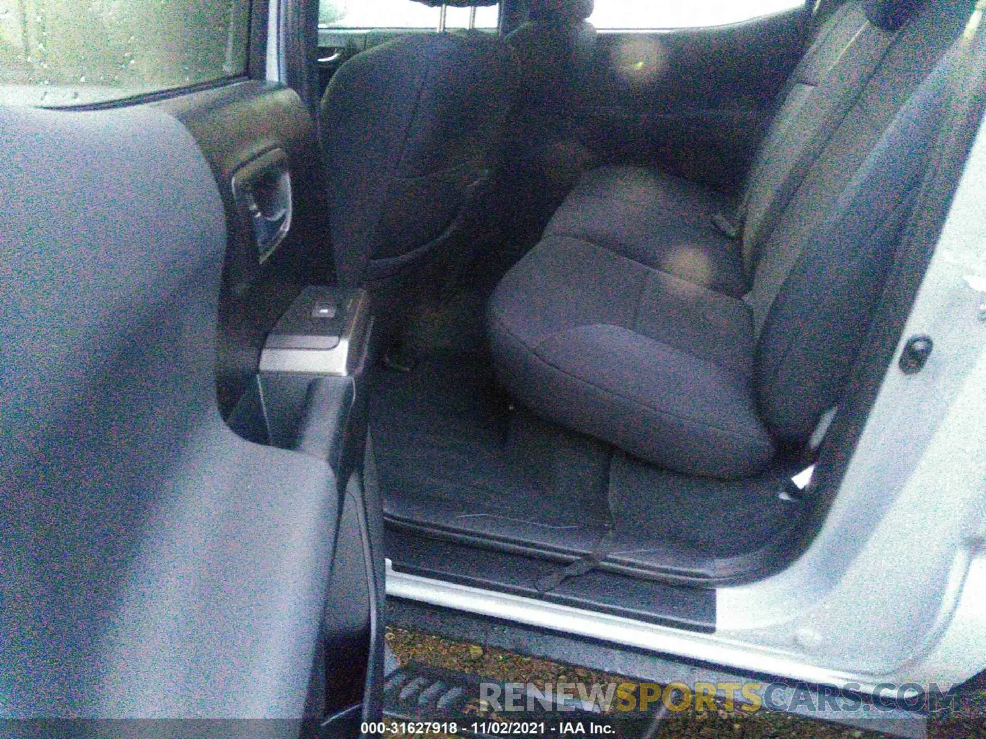 8 fotografías del automóvil dañado 3TMDZ5BN4MM116057 TOYOTA TACOMA 4WD 2021