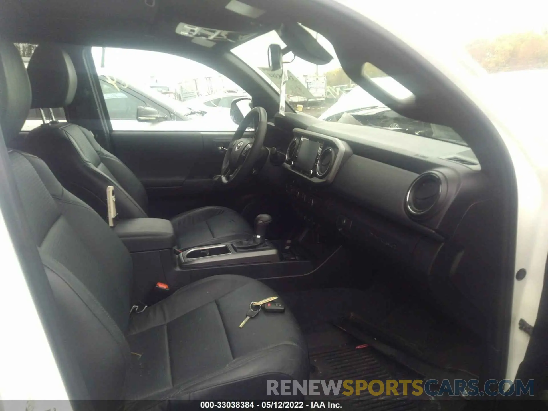 5 fotografías del automóvil dañado 3TMDZ5BN7MM117526 TOYOTA TACOMA 4WD 2021