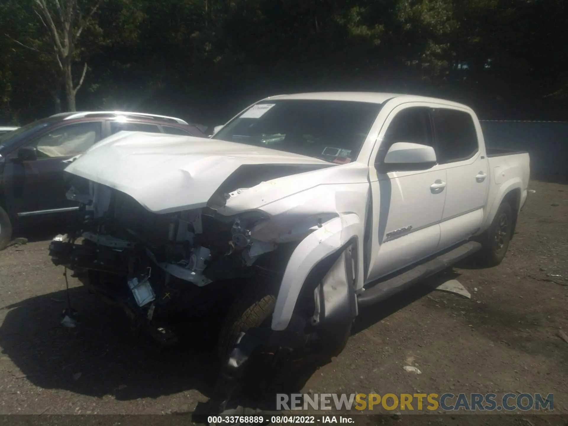 2 fotografías del automóvil dañado 3TYCZ5AN2MT049007 TOYOTA TACOMA 4WD 2021