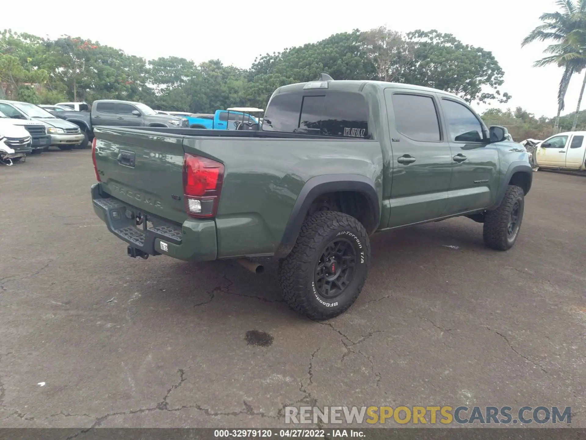 4 fotografías del automóvil dañado 3TYCZ5AN6MT018486 TOYOTA TACOMA 4WD 2021