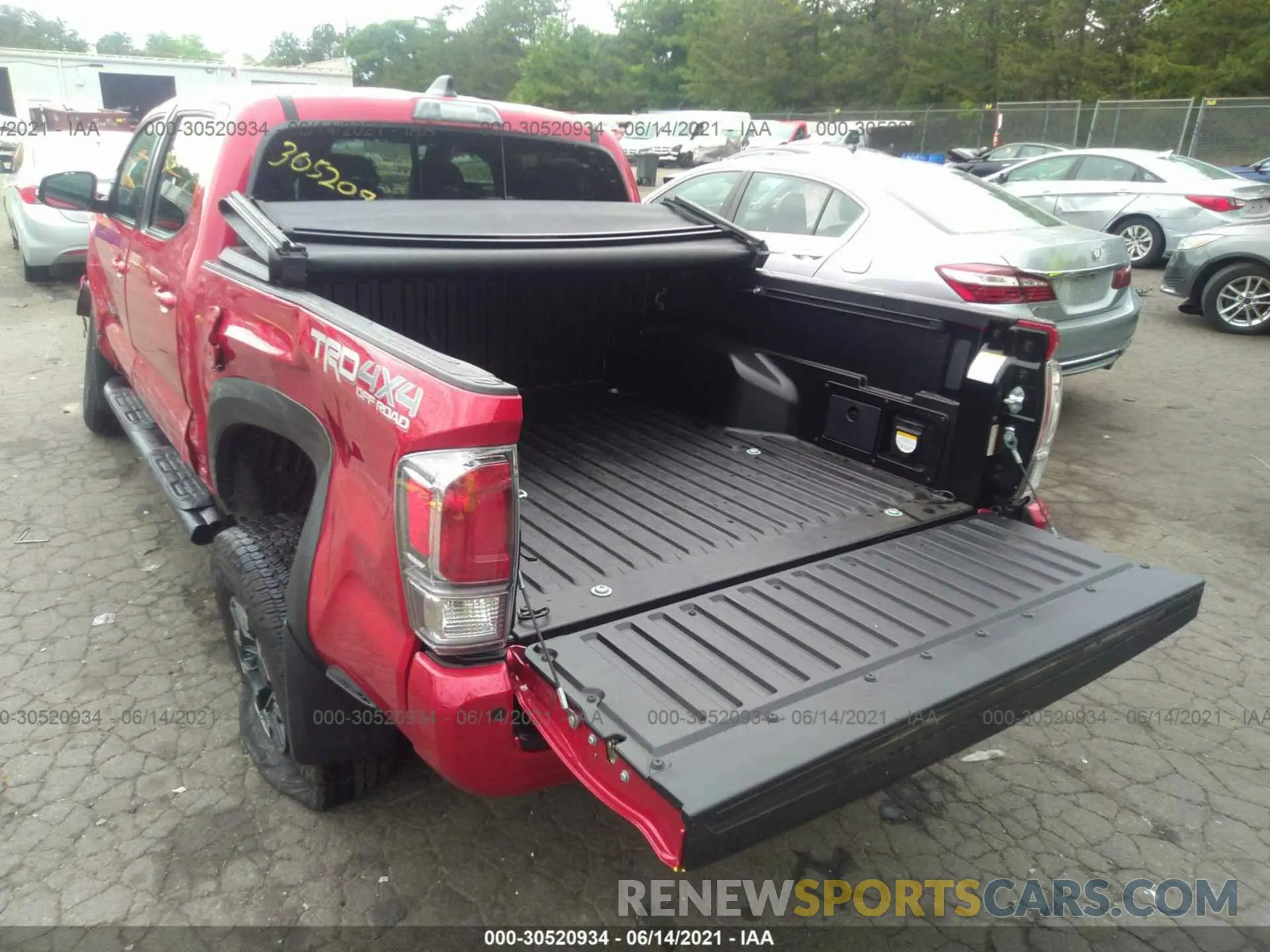 3 fotografías del automóvil dañado 3TYCZ5ANXMT023223 TOYOTA TACOMA 4WD 2021