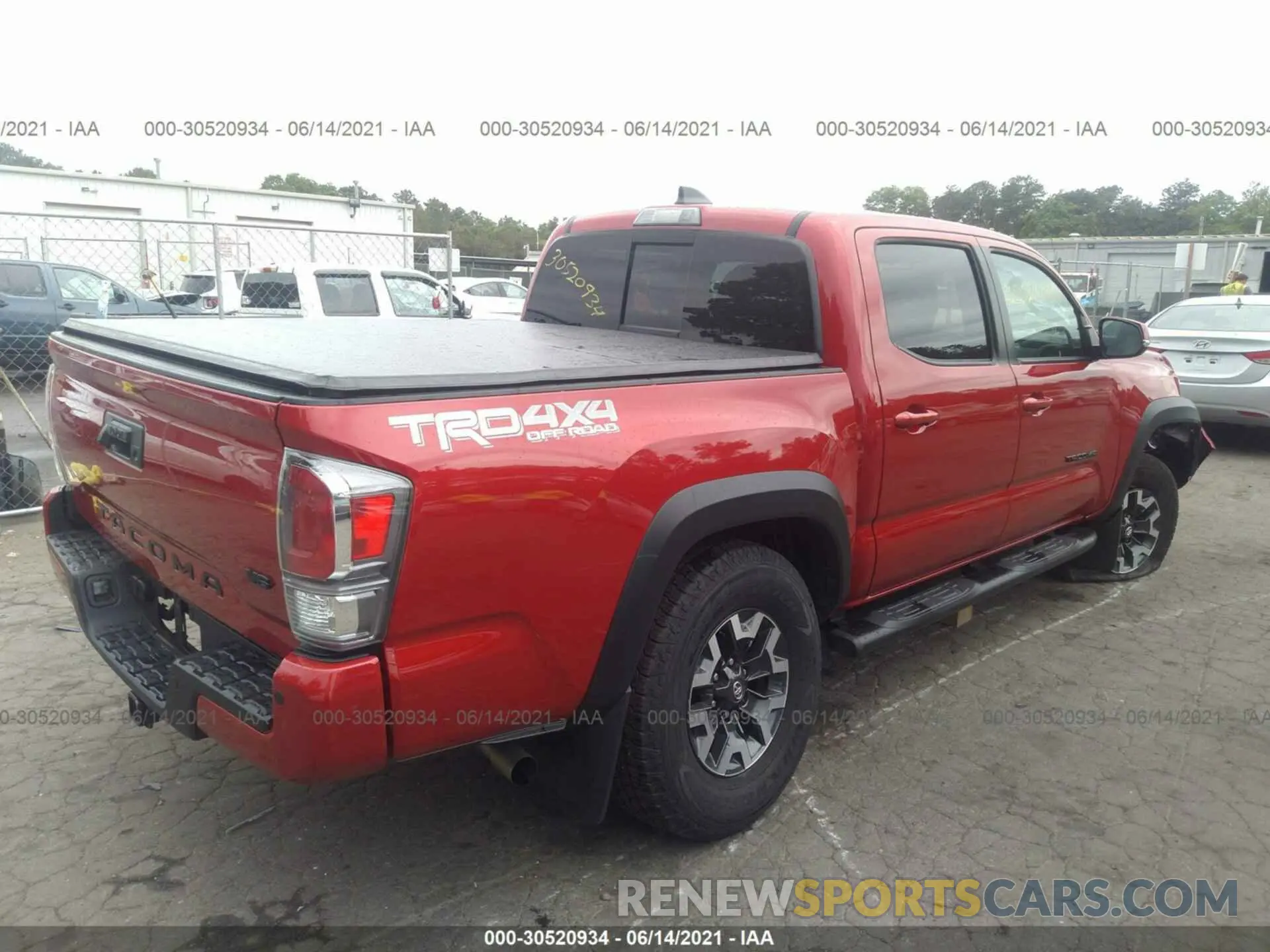 4 fotografías del automóvil dañado 3TYCZ5ANXMT023223 TOYOTA TACOMA 4WD 2021