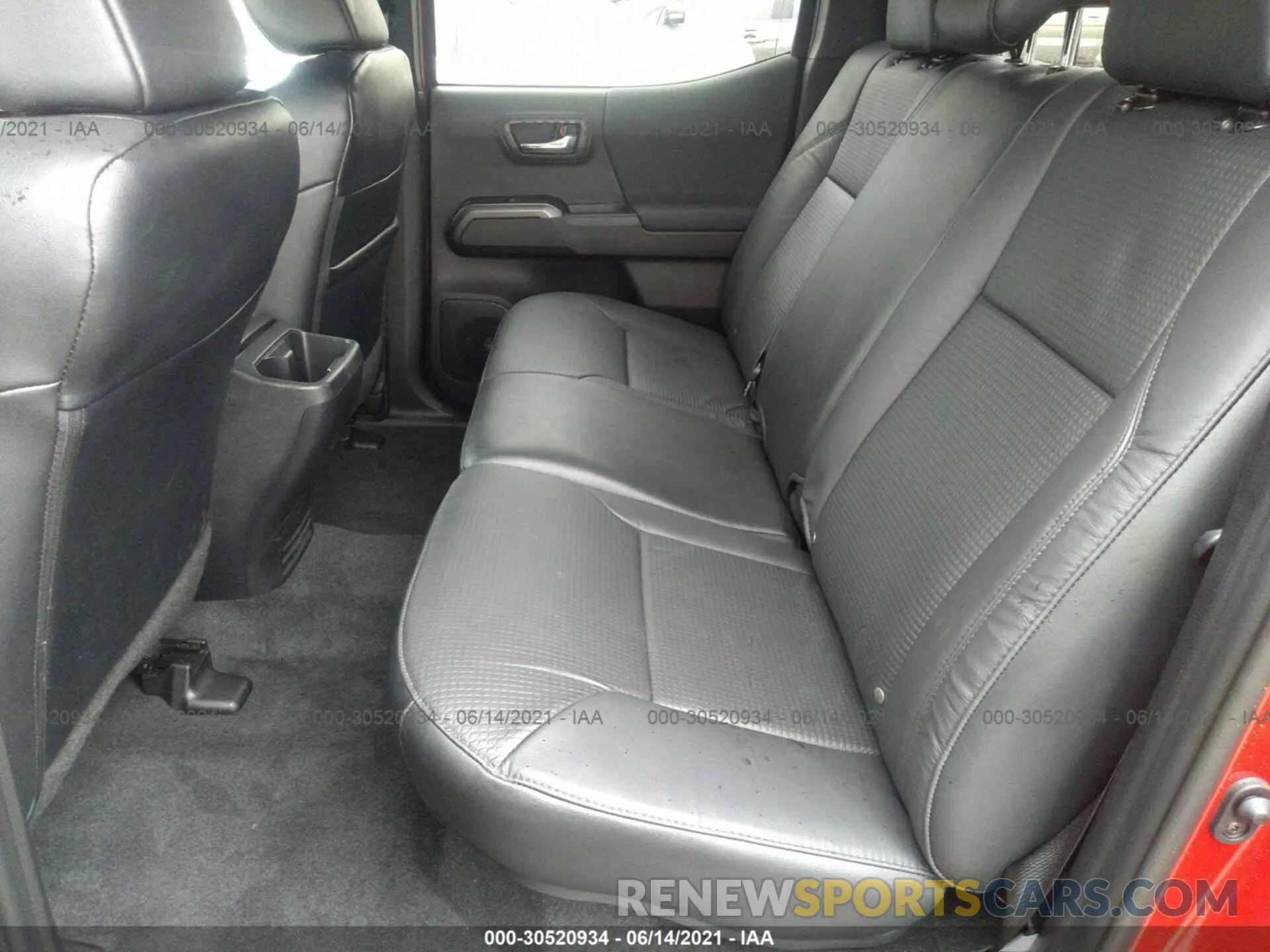 8 fotografías del automóvil dañado 3TYCZ5ANXMT023223 TOYOTA TACOMA 4WD 2021