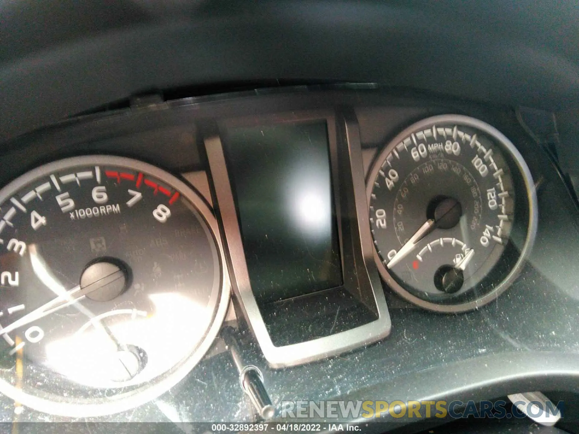 7 fotografías del automóvil dañado 3TYDZ5BN3MT001308 TOYOTA TACOMA 4WD 2021