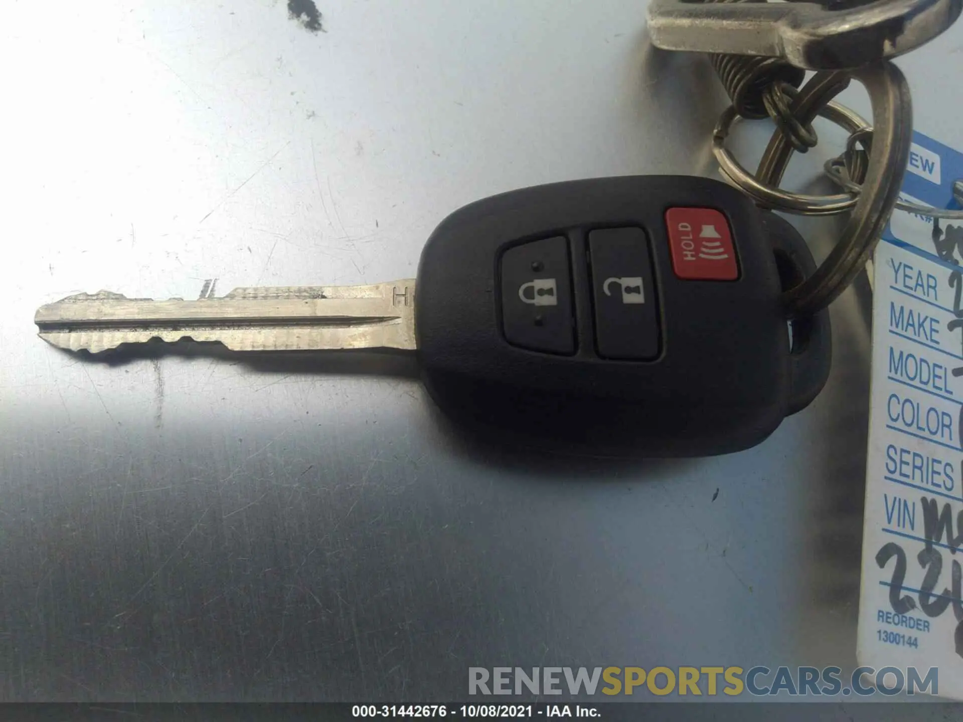 11 fotografías del automóvil dañado 3TYSZ5AN1MT036549 TOYOTA TACOMA 4WD 2021