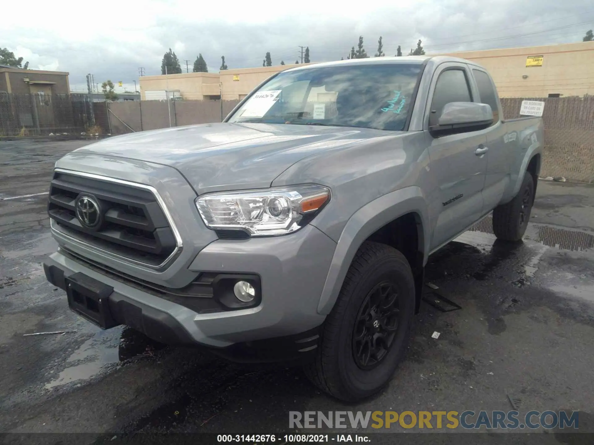 2 fotografías del automóvil dañado 3TYSZ5AN1MT036549 TOYOTA TACOMA 4WD 2021