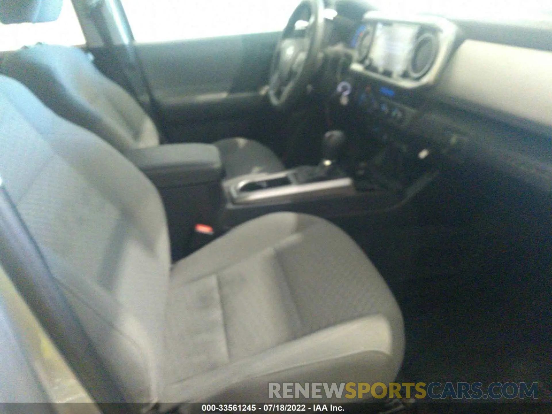 5 fotografías del automóvil dañado 5TFCZ5AN1MX281135 TOYOTA TACOMA 4WD 2021