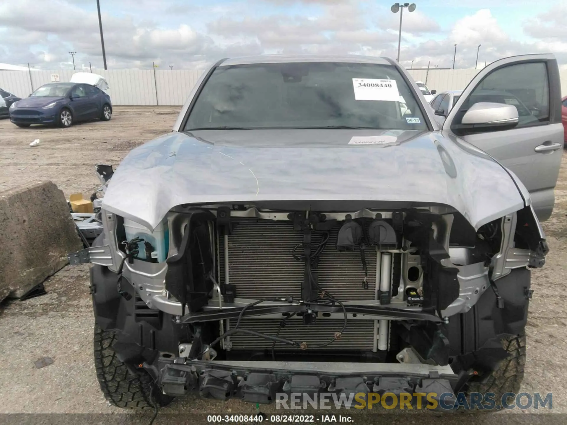 10 fotografías del automóvil dañado 5TFCZ5AN2MX277501 TOYOTA TACOMA 4WD 2021