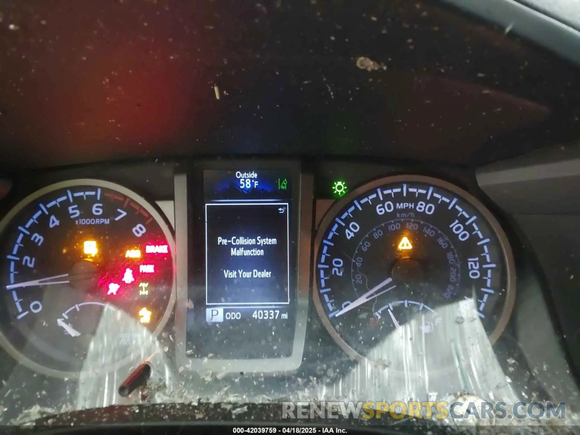 7 fotografías del automóvil dañado 5TFCZ5AN3MX257483 TOYOTA TACOMA 4WD 2021