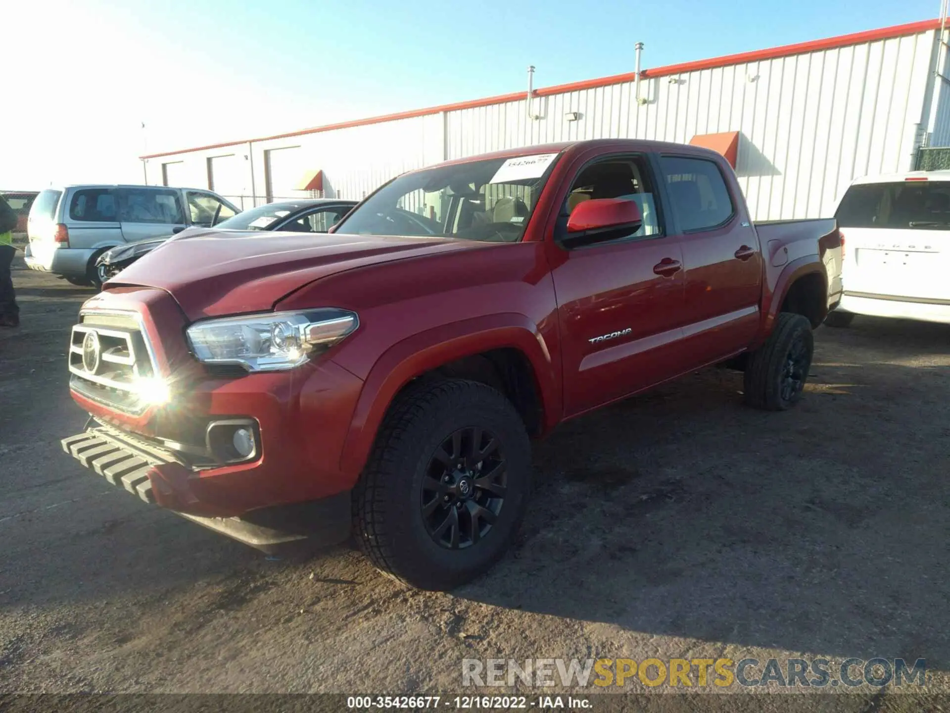 2 fotografías del automóvil dañado 3TMCZ5AN4NM486150 TOYOTA TACOMA 4WD 2022