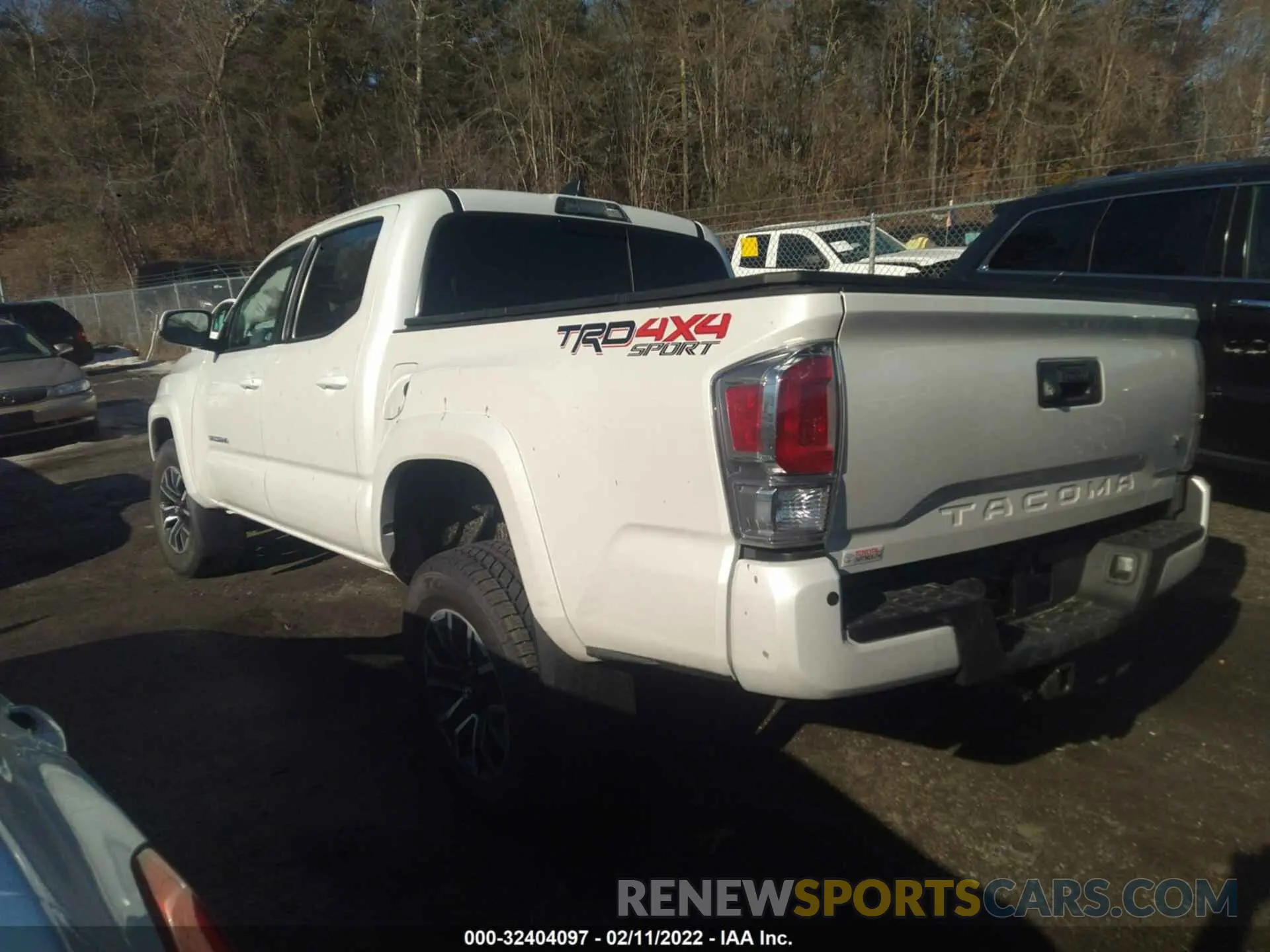 3 fotografías del automóvil dañado 3TYCZ5AN2NT060378 TOYOTA TACOMA 4WD 2022