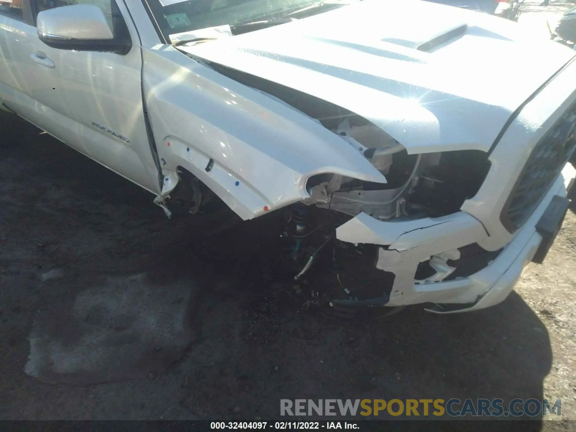 6 fotografías del automóvil dañado 3TYCZ5AN2NT060378 TOYOTA TACOMA 4WD 2022