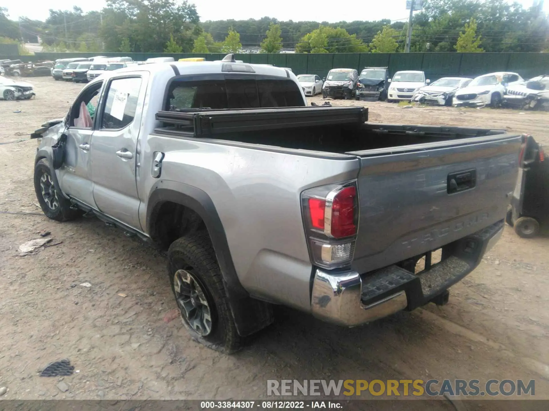 3 fotografías del automóvil dañado 3TYCZ5AN7NT073062 TOYOTA TACOMA 4WD 2022