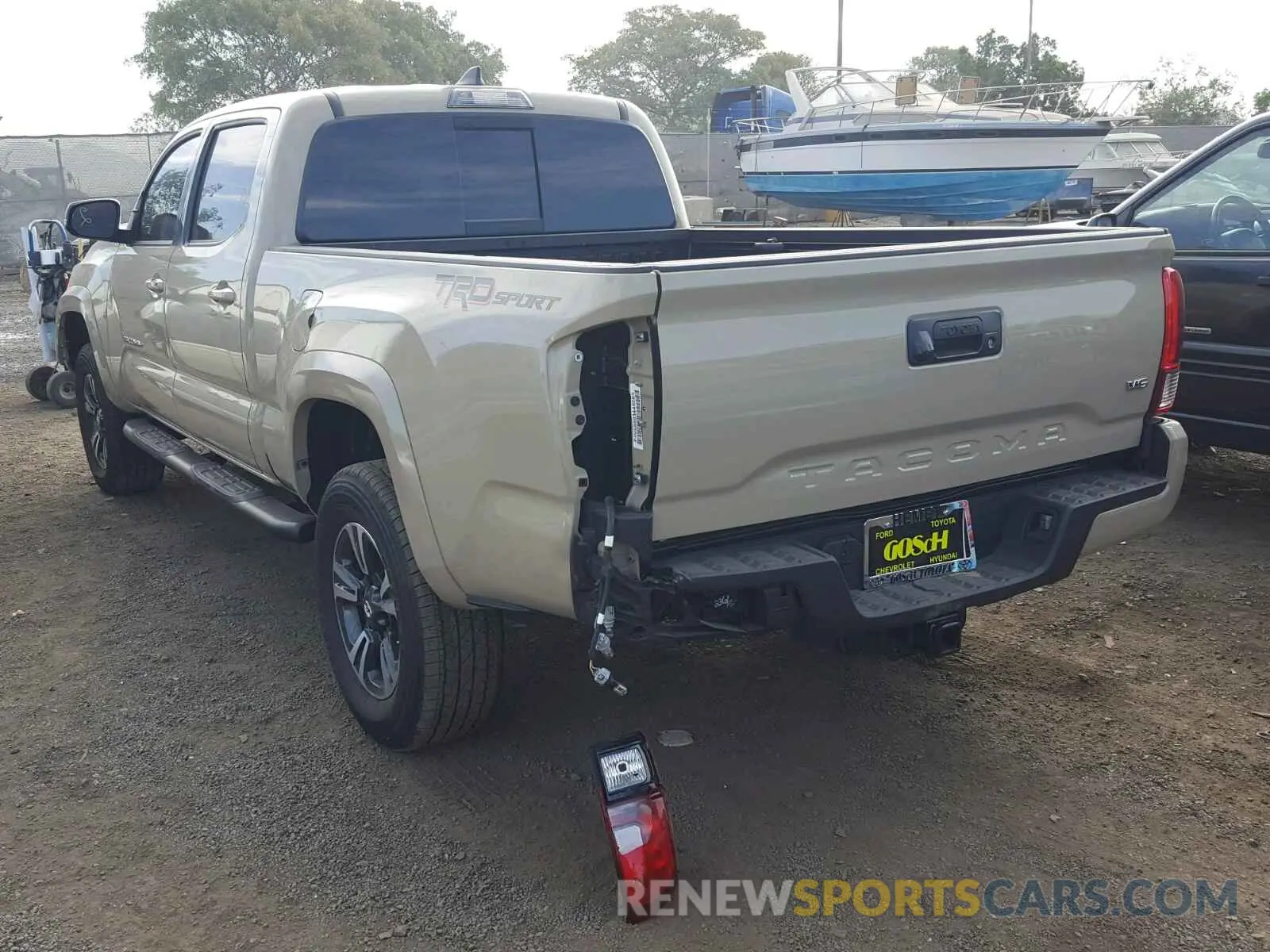 3 fotografías del automóvil dañado 3TMBZ5DN4KM017627 TOYOTA TACOMA DOU 2019
