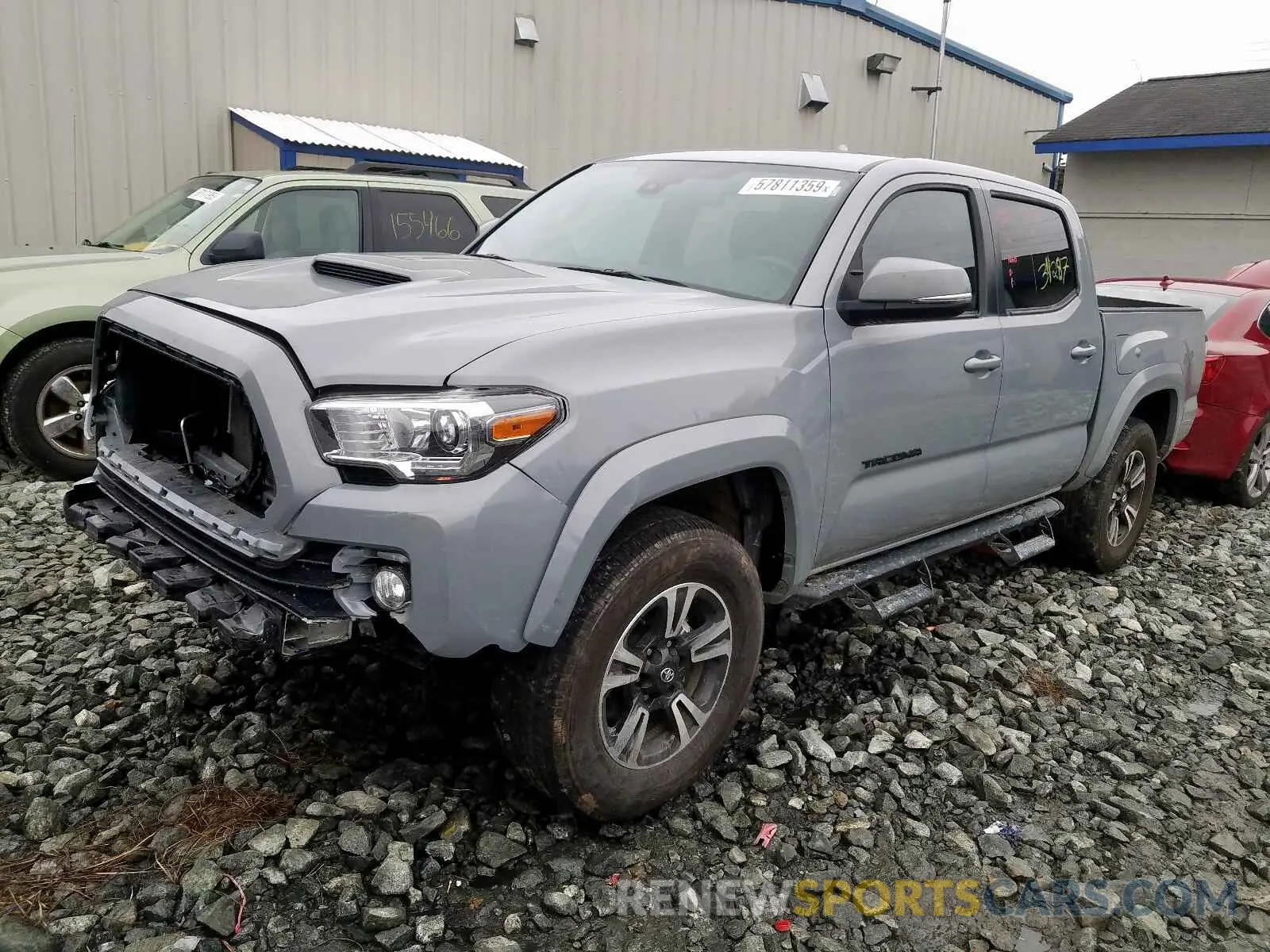 2 fotografías del automóvil dañado 3TMCZ5AN0KM212407 TOYOTA TACOMA DOU 2019