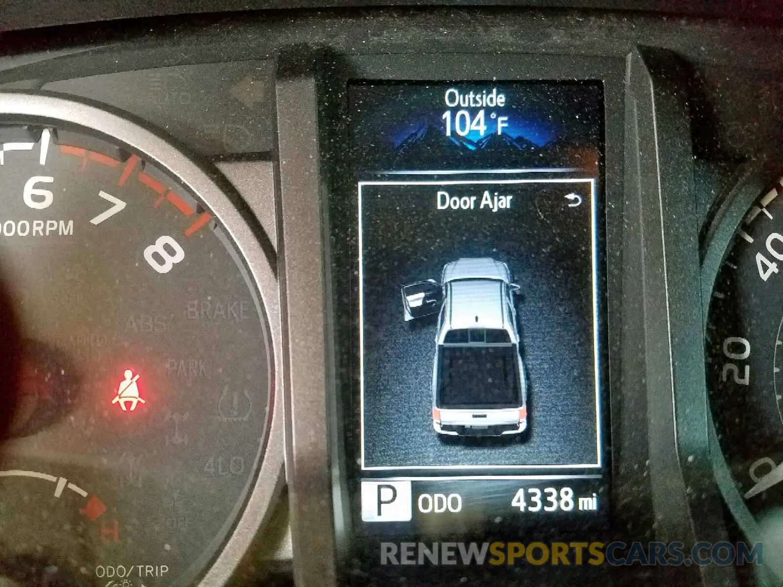 8 fotografías del automóvil dañado 3TMCZ5AN4KM239934 TOYOTA TACOMA DOU 2019