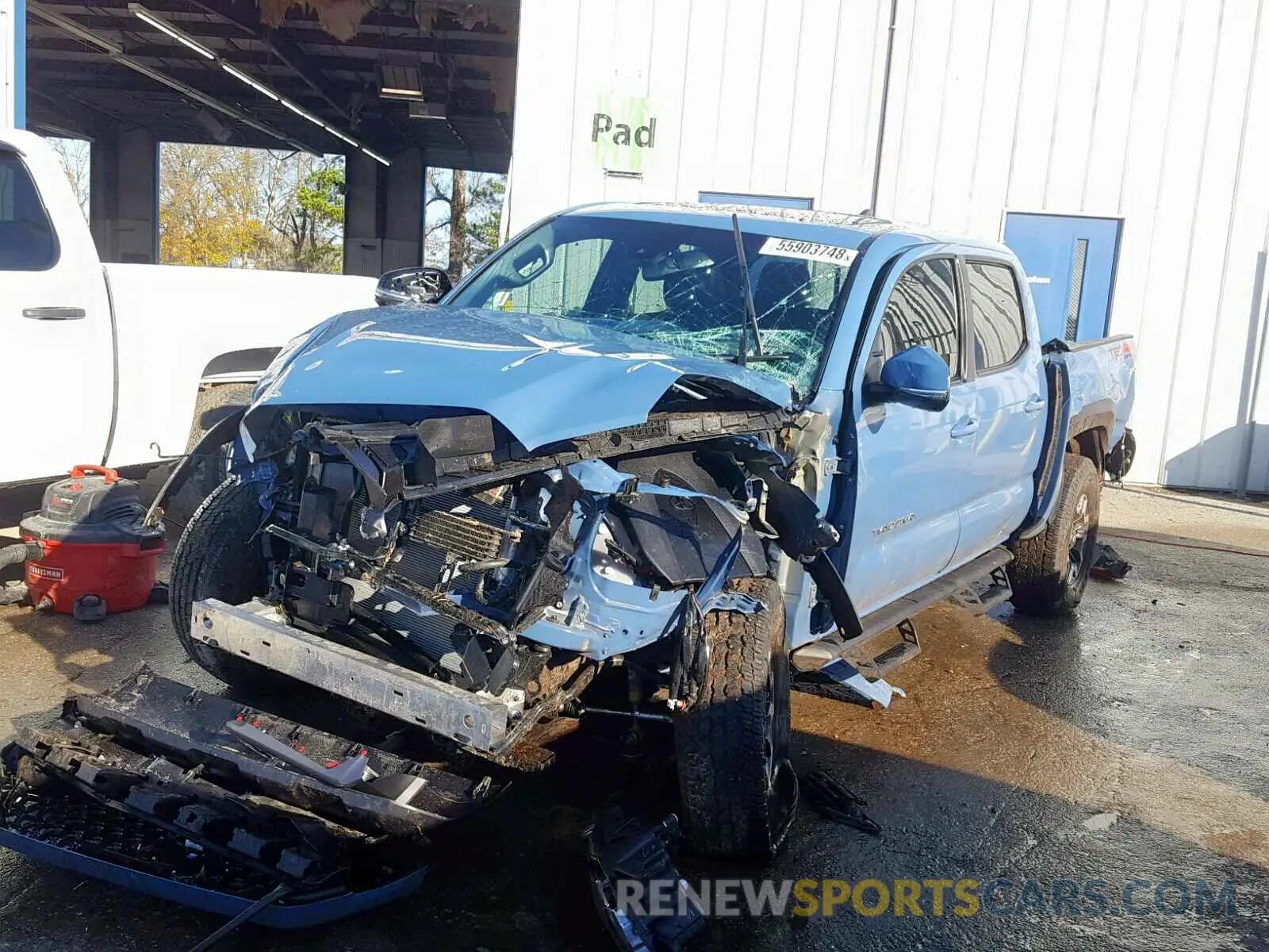 2 fotografías del automóvil dañado 3TMCZ5AN5KM199220 TOYOTA TACOMA DOU 2019