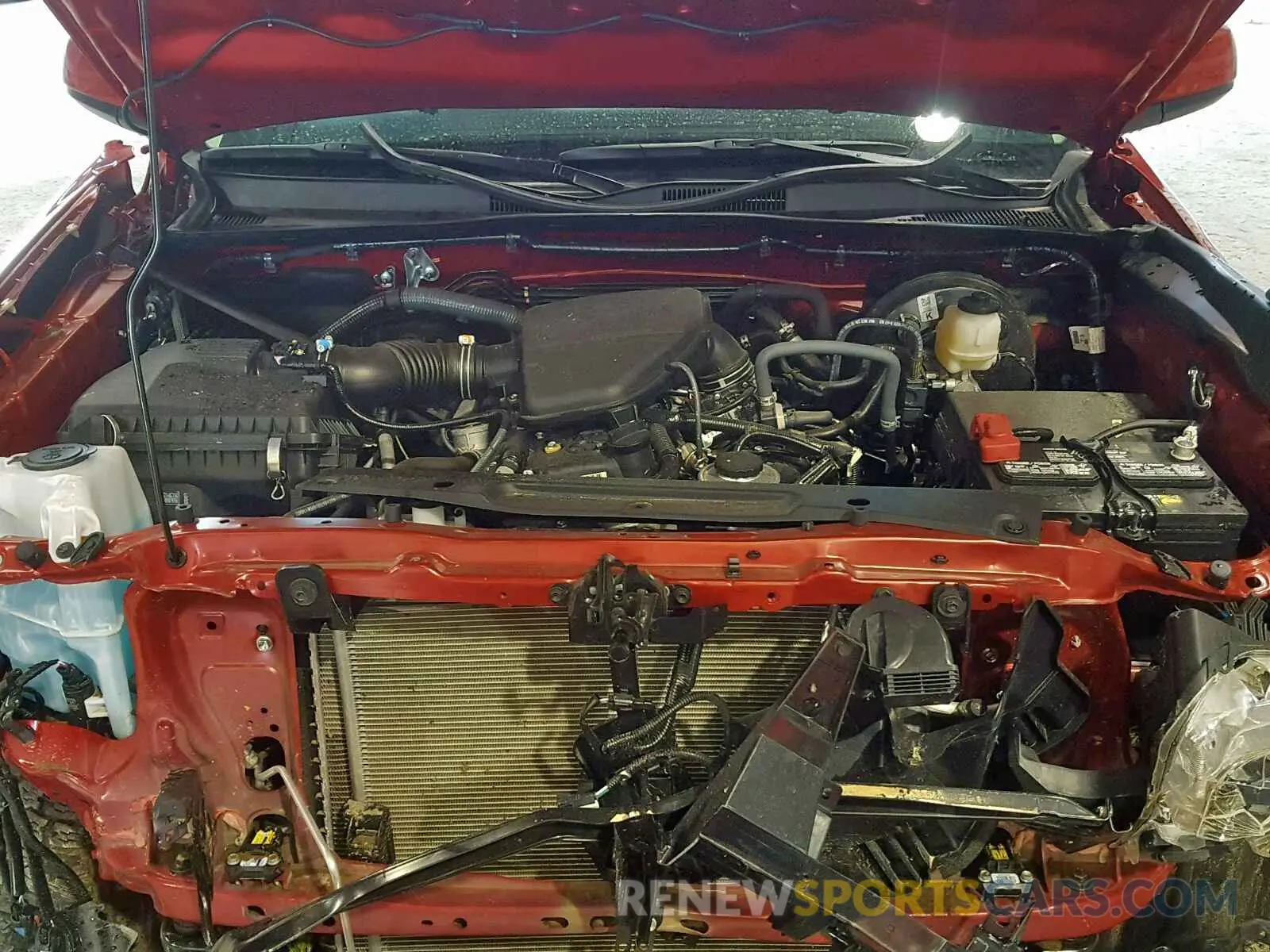 7 fotografías del automóvil dañado 5TFAX5GN2KX135697 TOYOTA TACOMA DOU 2019