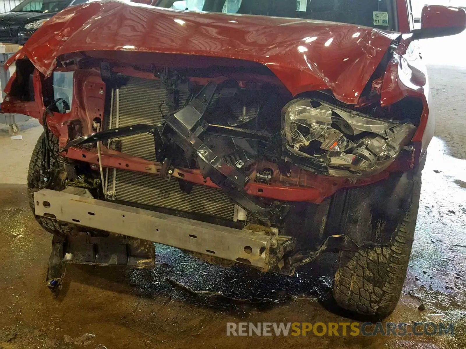 9 fotografías del automóvil dañado 5TFAX5GN2KX135697 TOYOTA TACOMA DOU 2019