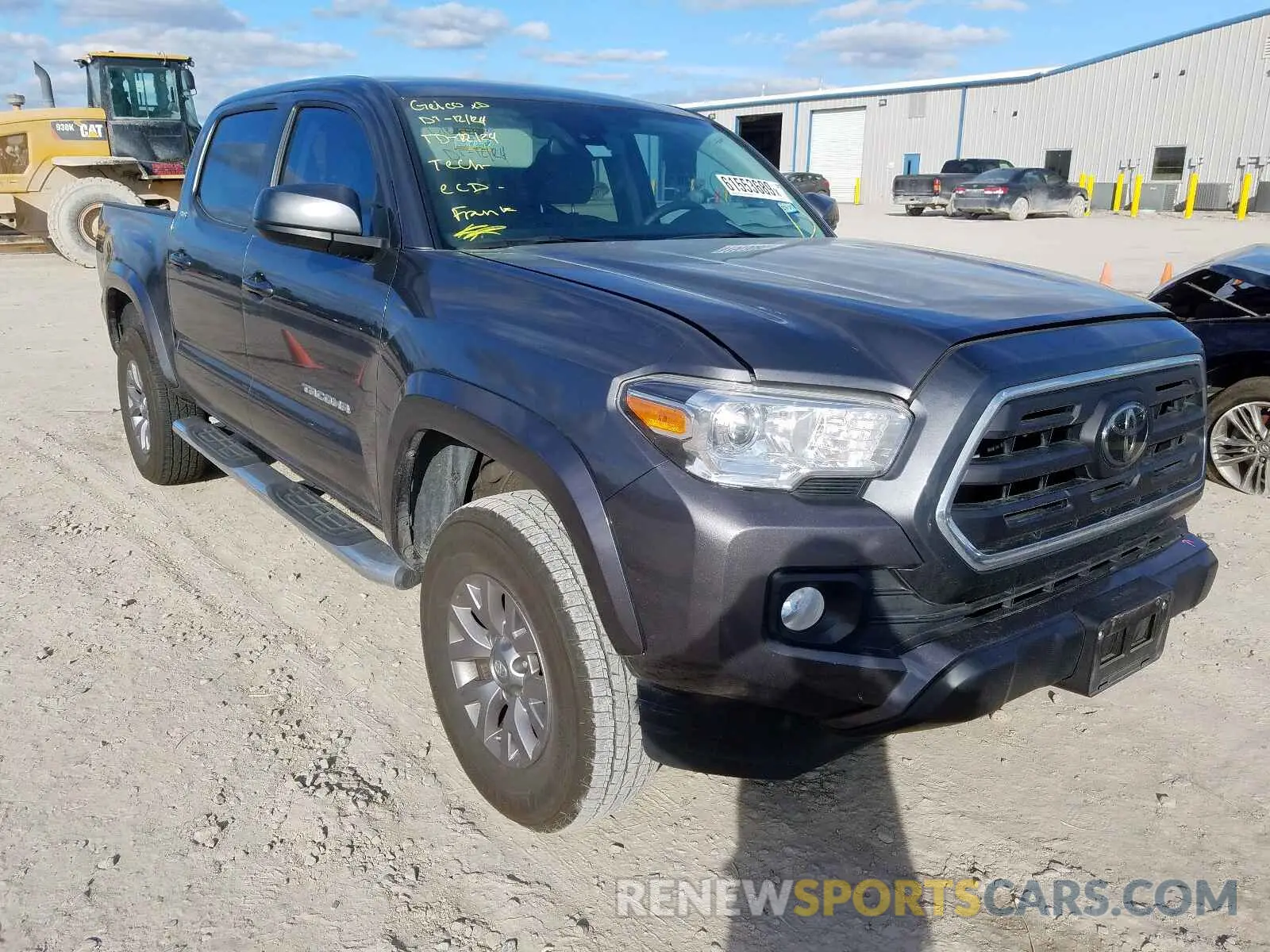 1 fotografías del automóvil dañado 5TFAZ5CN3KX078362 TOYOTA TACOMA DOU 2019