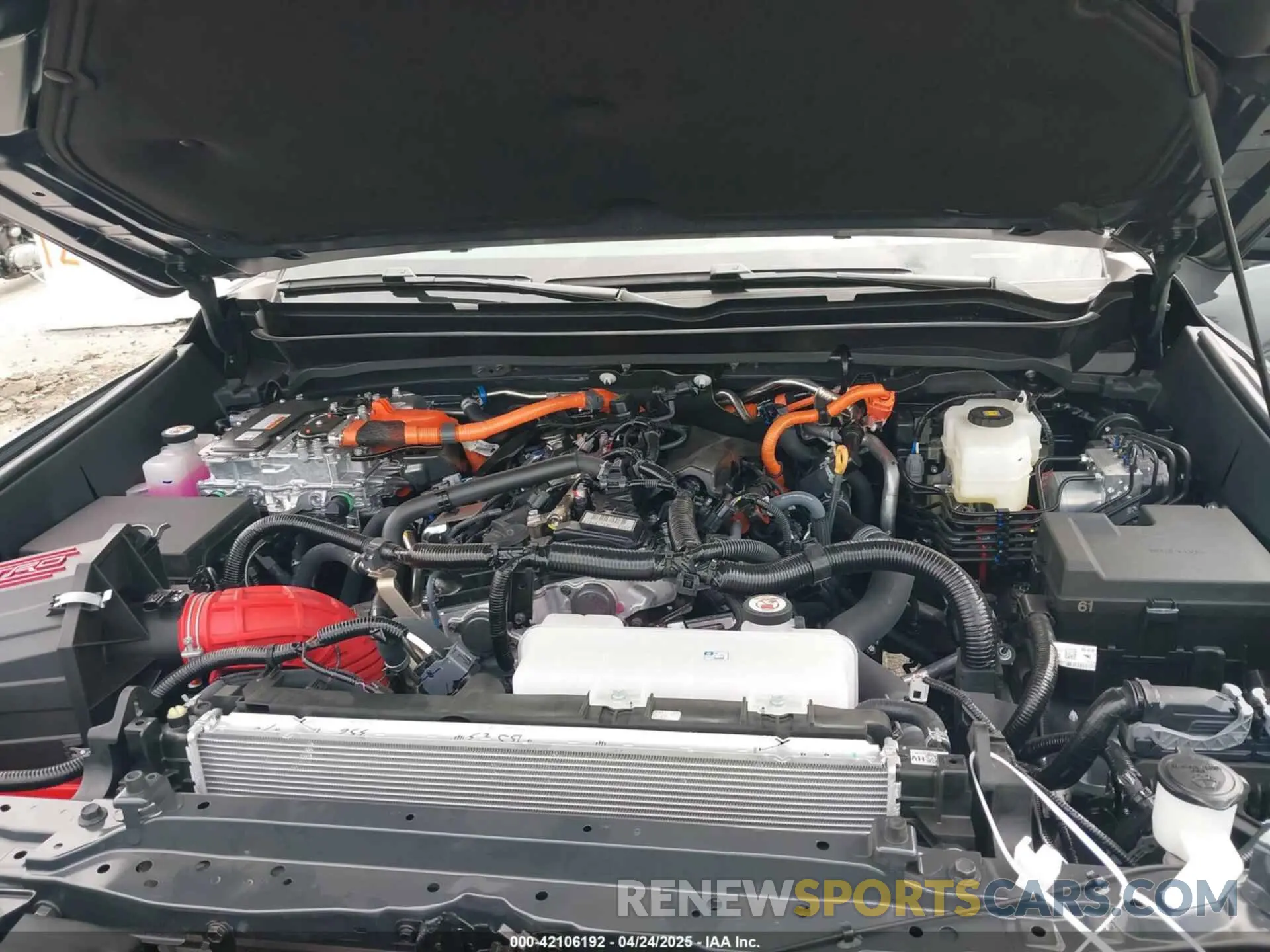 10 fotografías del automóvil dañado 3TYLC5LN1ST020786 TOYOTA TACOMA HYBRID 2025