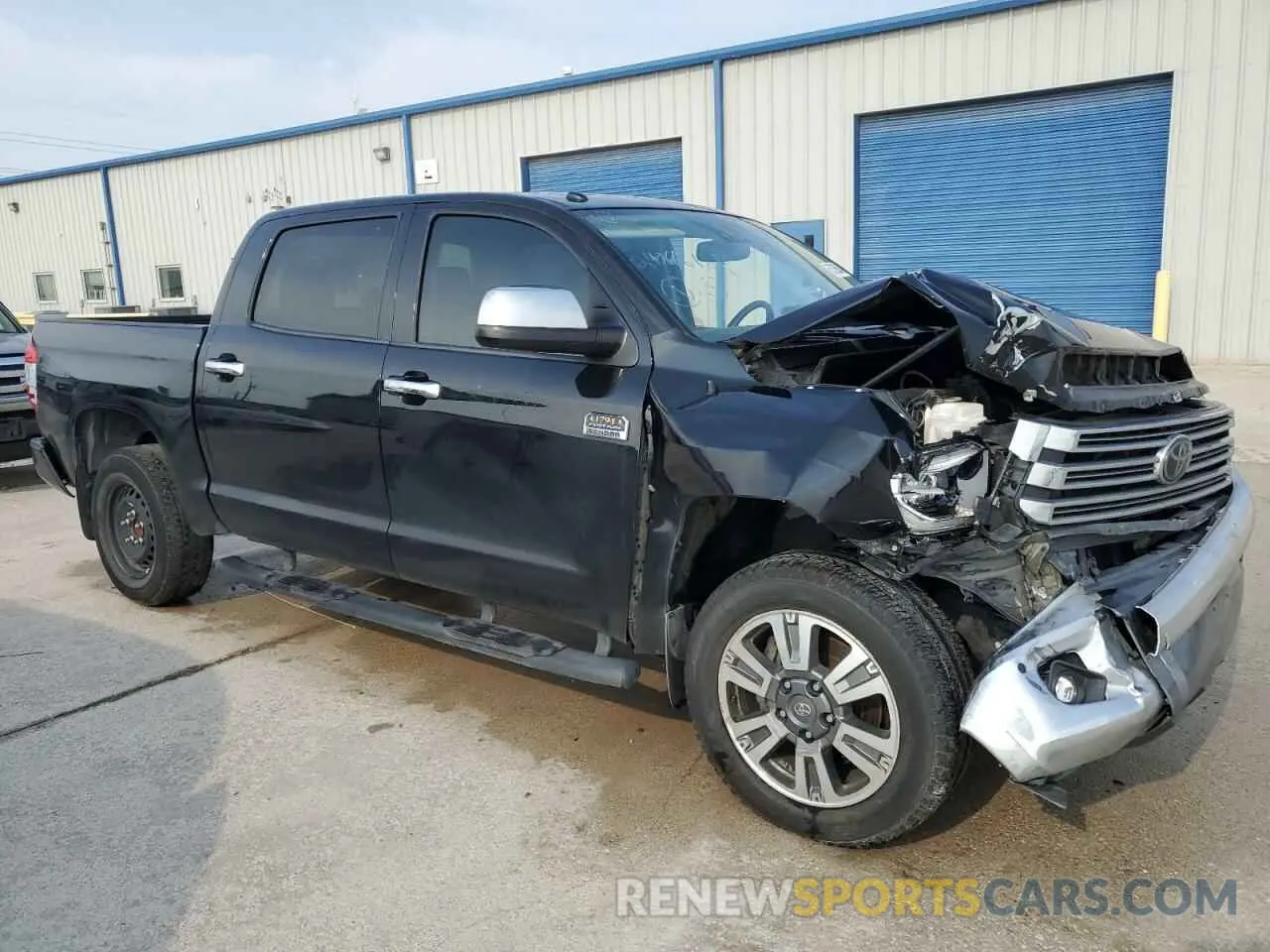 4 fotografías del automóvil dañado 5TFAY5F10KX811351 TOYOTA TUNDRA 2019